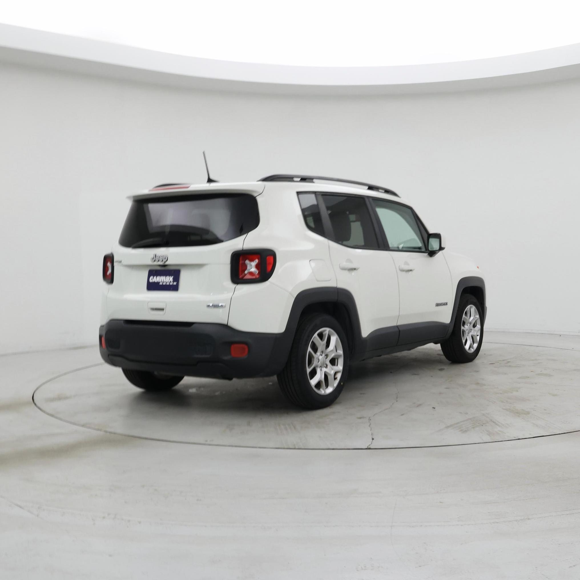 Thumbnail: 2018 Jeep Renegade - 8