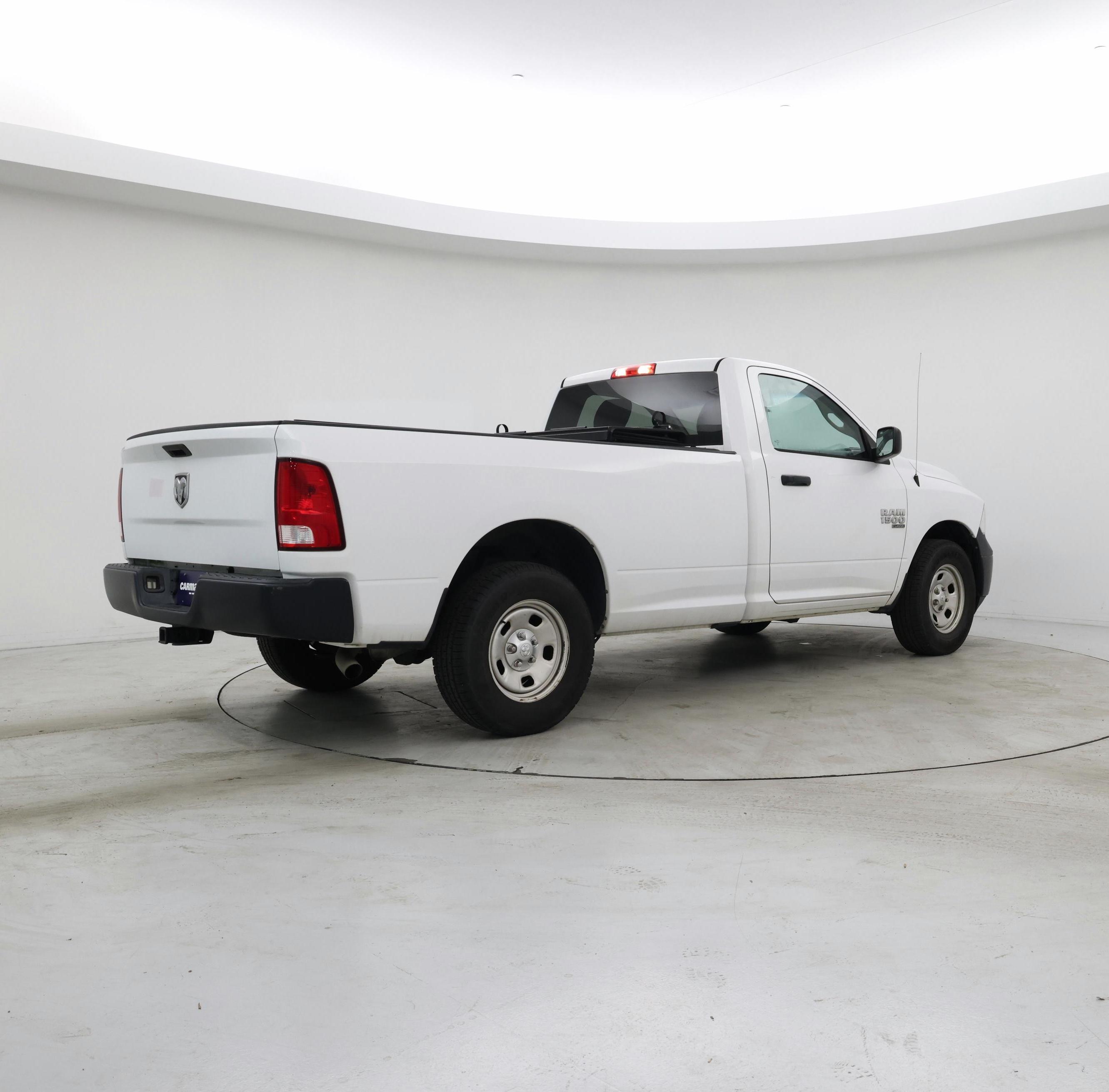 Thumbnail: 2019 RAM 1500 Classic - 6