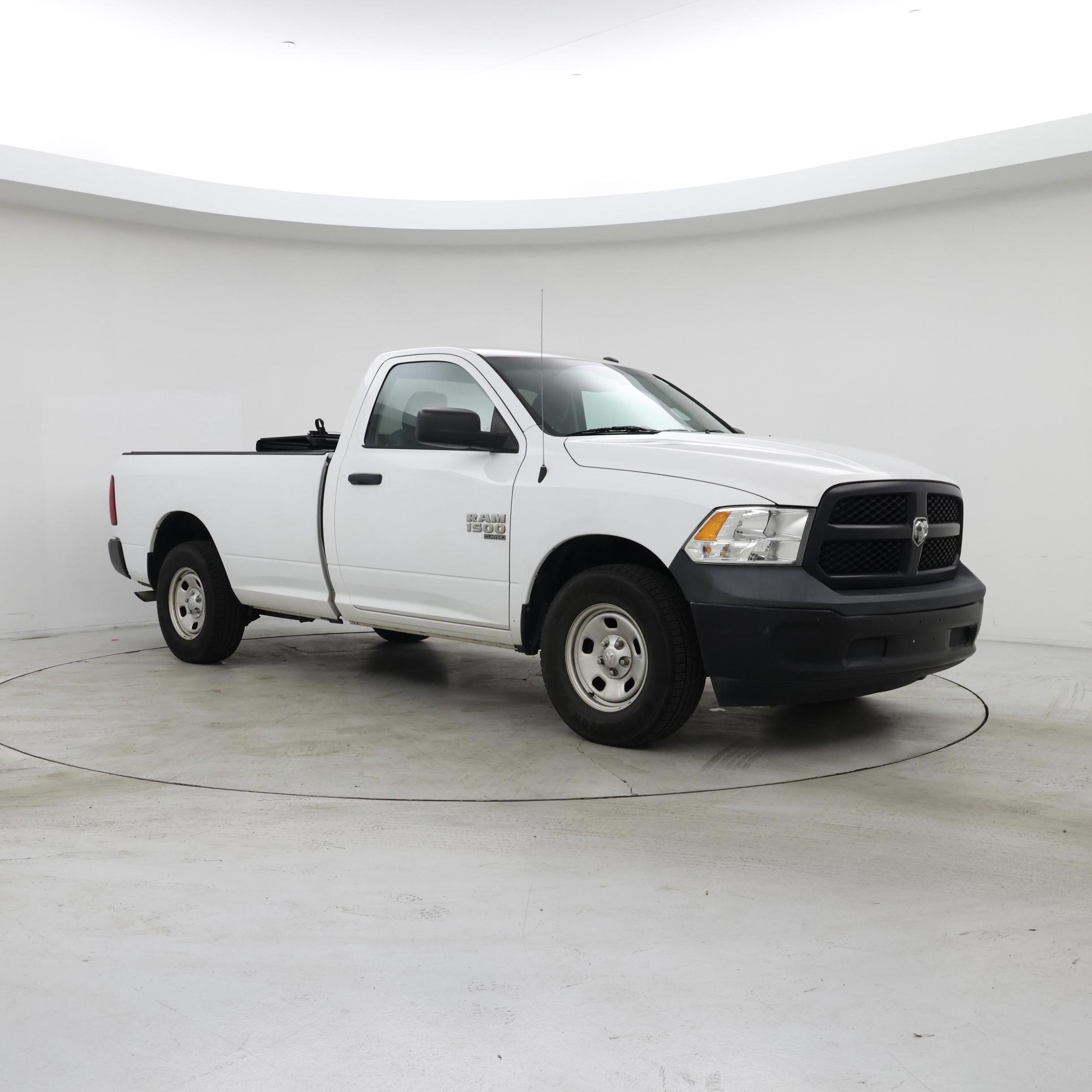 Thumbnail: 2019 RAM 1500 Classic - 7