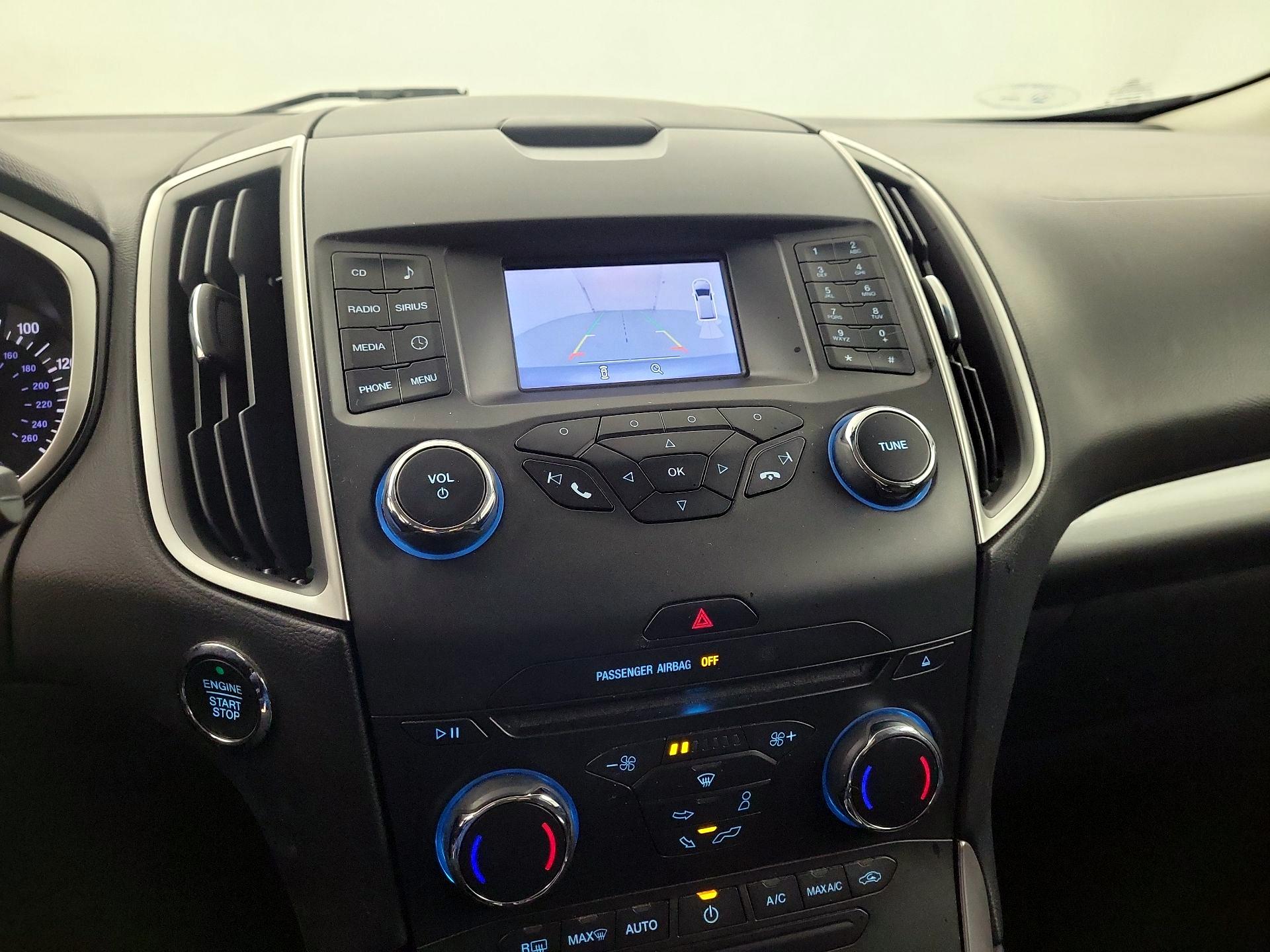 Thumbnail: 2016 Ford Edge - 11