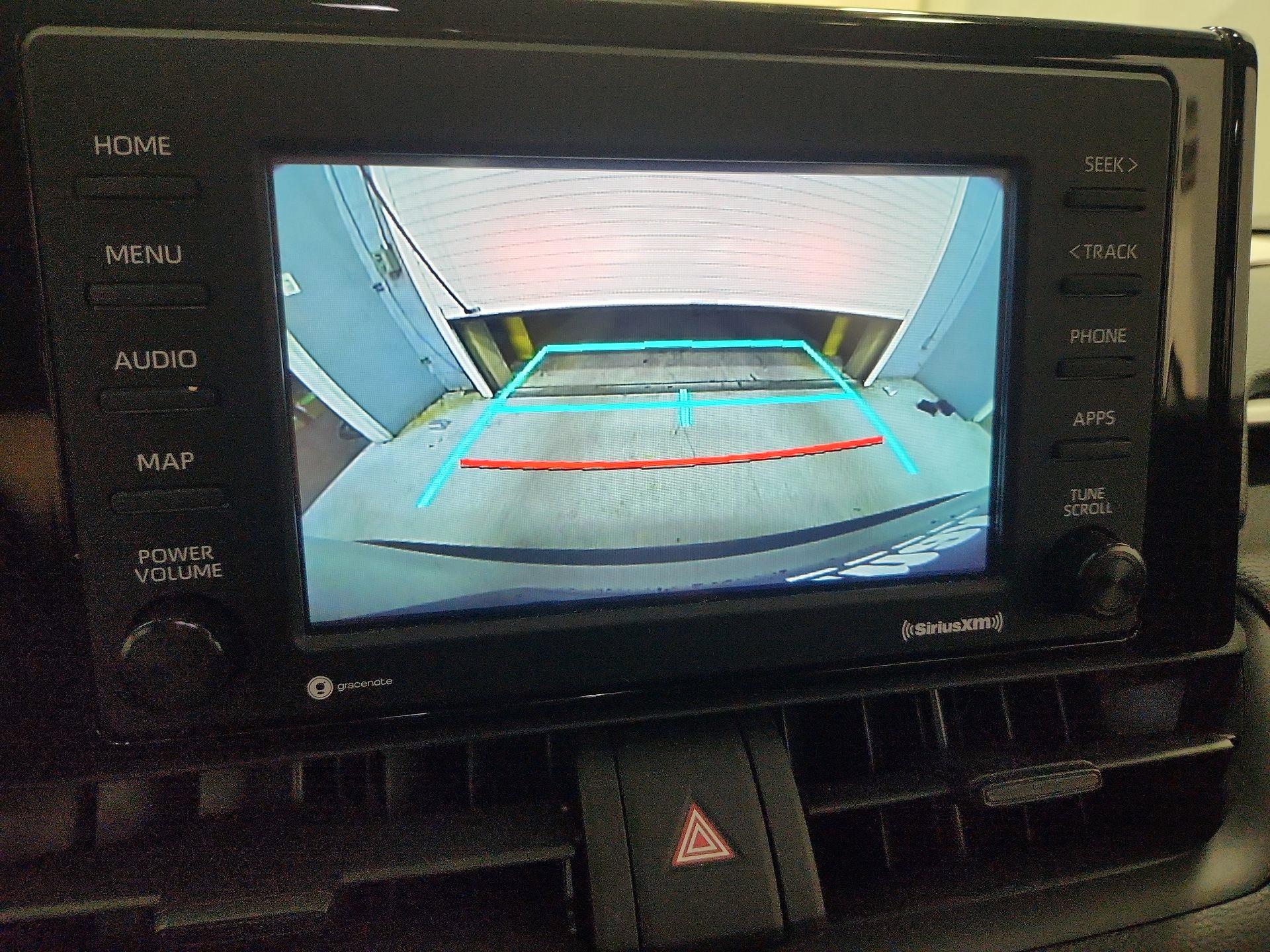 Thumbnail: 2021 Toyota RAV4 - 15