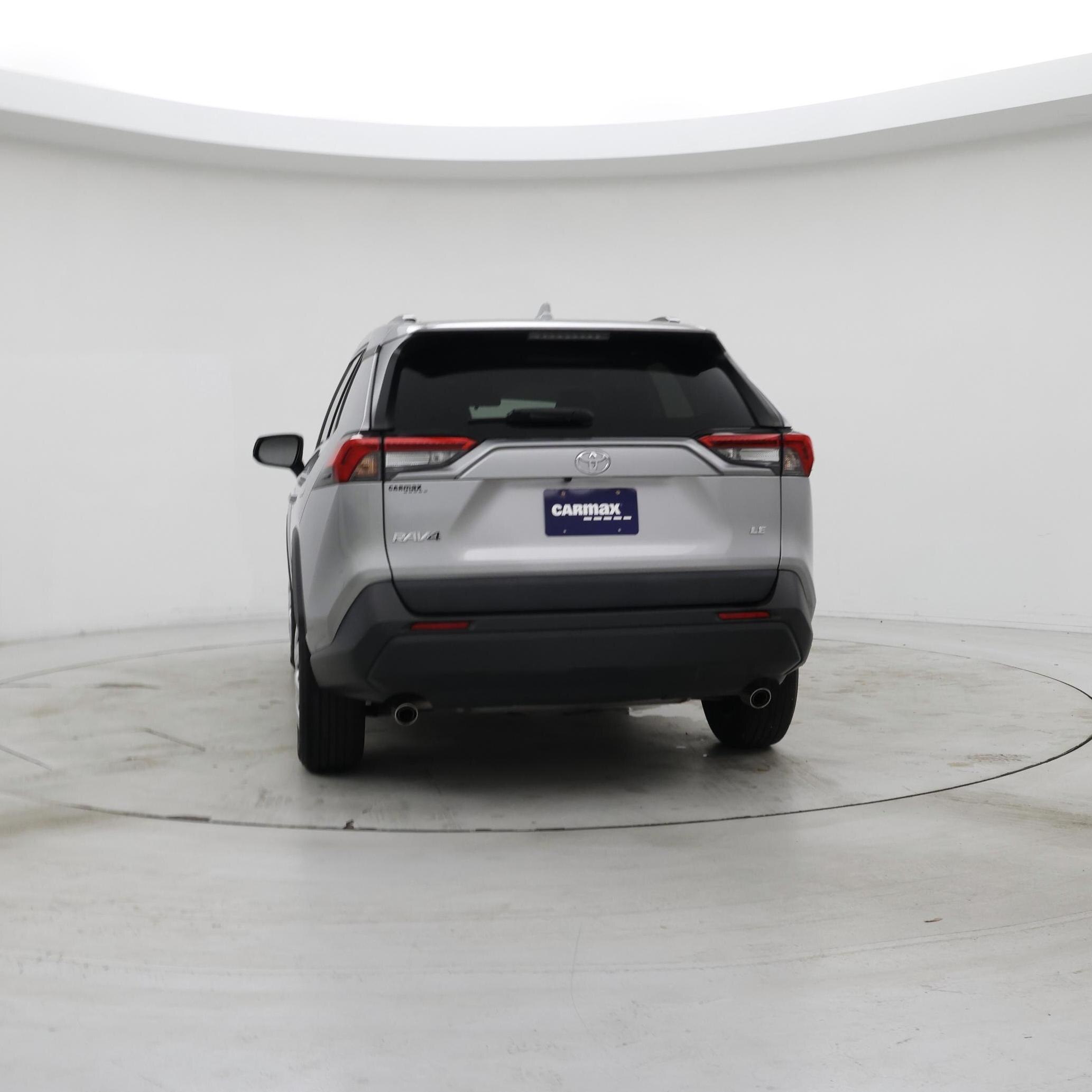 Thumbnail: 2021 Toyota RAV4 - 6