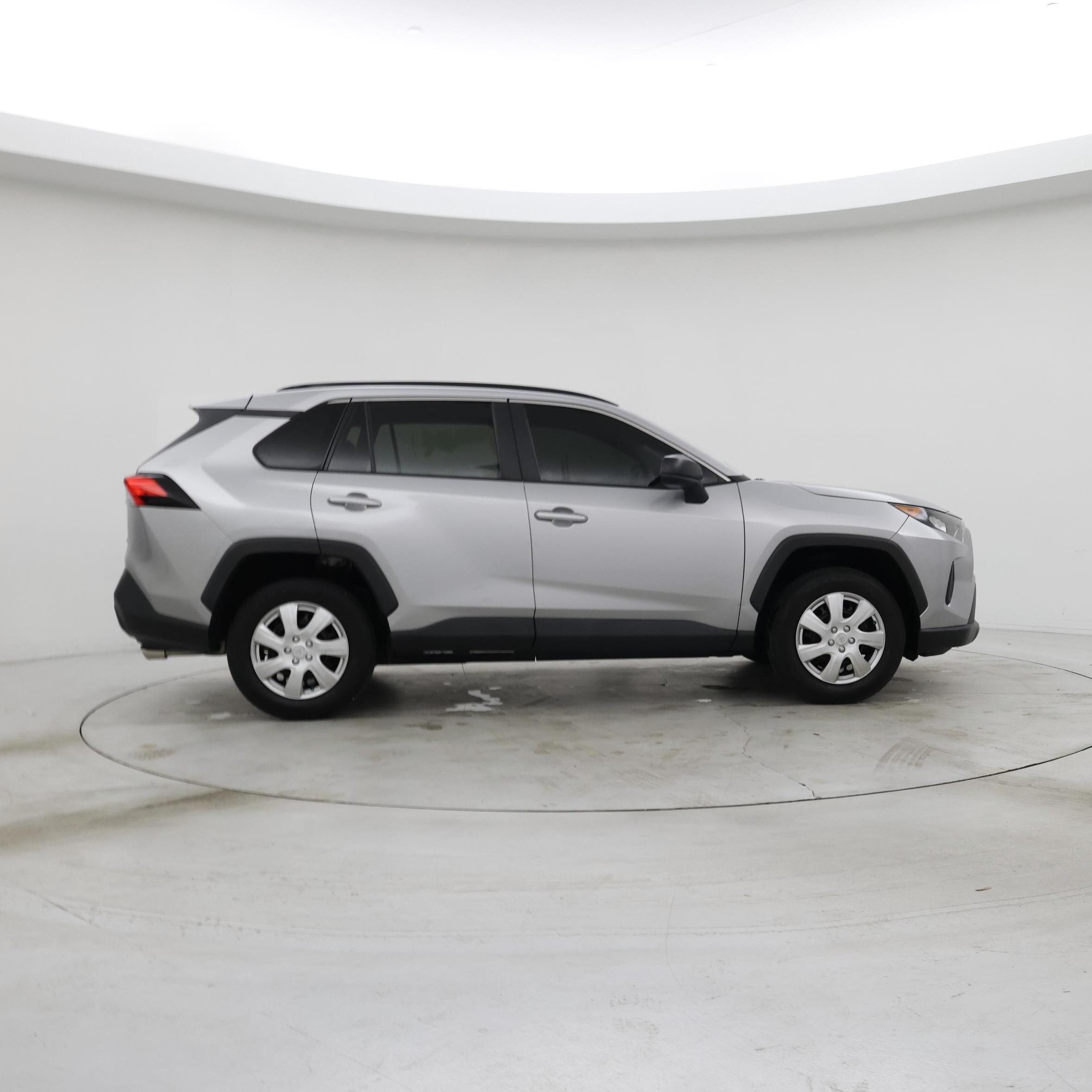 Thumbnail: 2021 Toyota RAV4 - 7