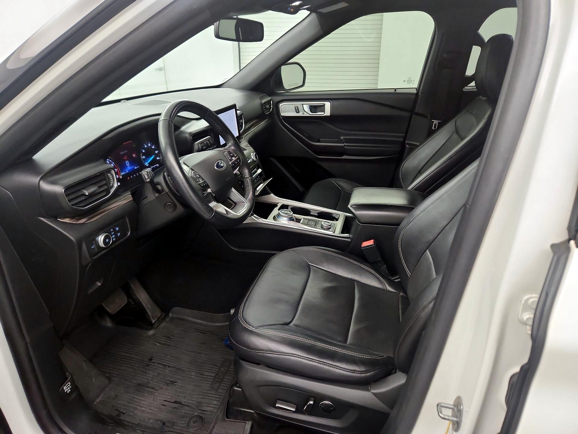 Thumbnail: 2020 Ford Explorer - 9