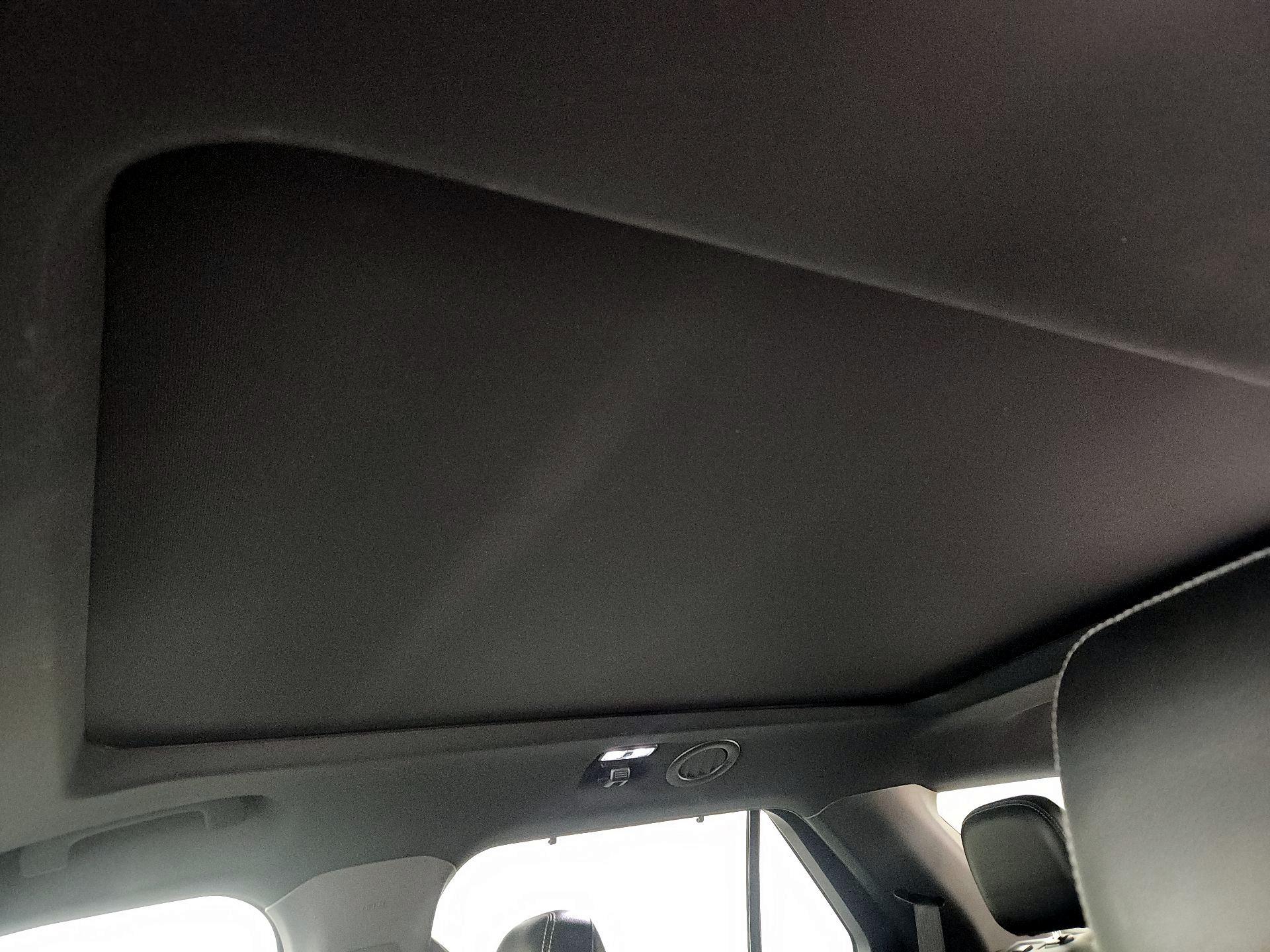 Thumbnail: 2020 Ford Explorer - 18