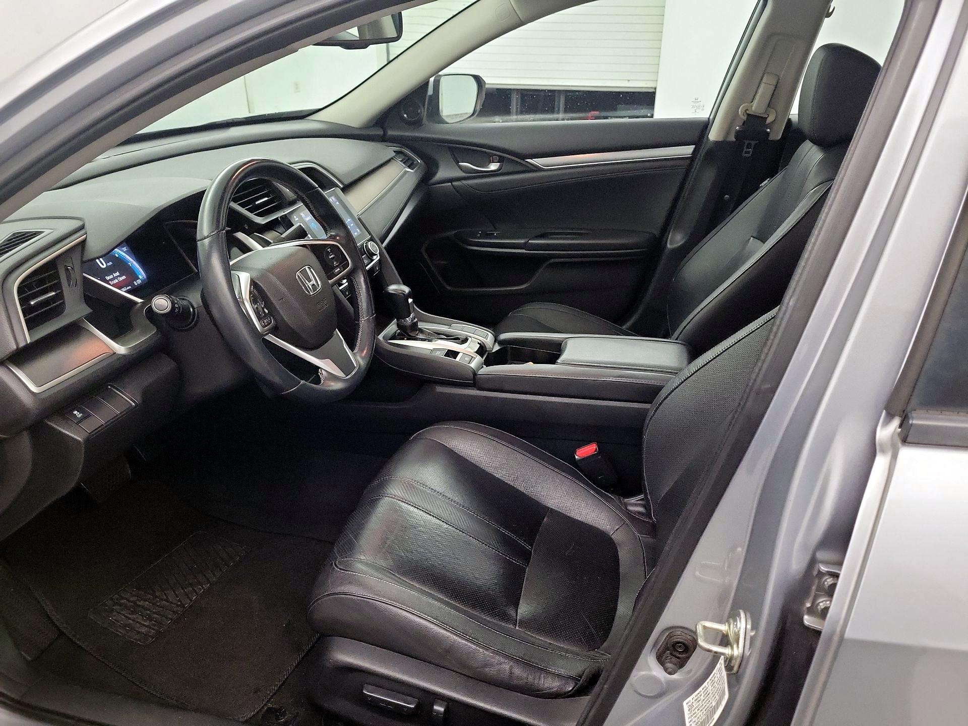 Thumbnail: 2016 Honda Civic - 9