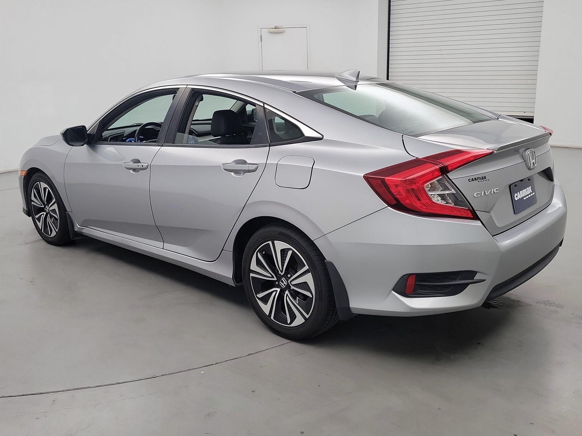 Thumbnail: 2016 Honda Civic - 7