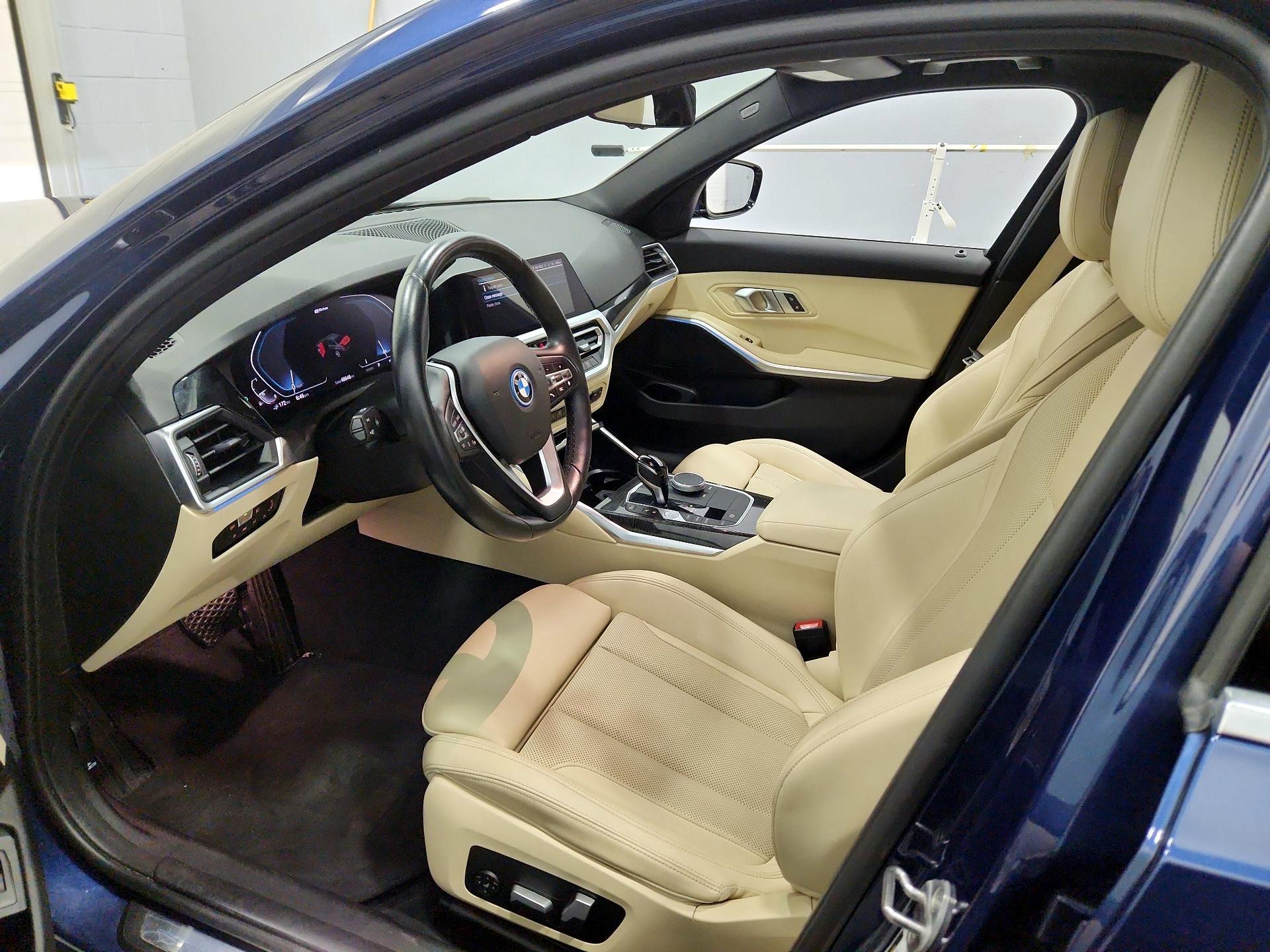 Thumbnail: 2022 BMW 3 Series - 11