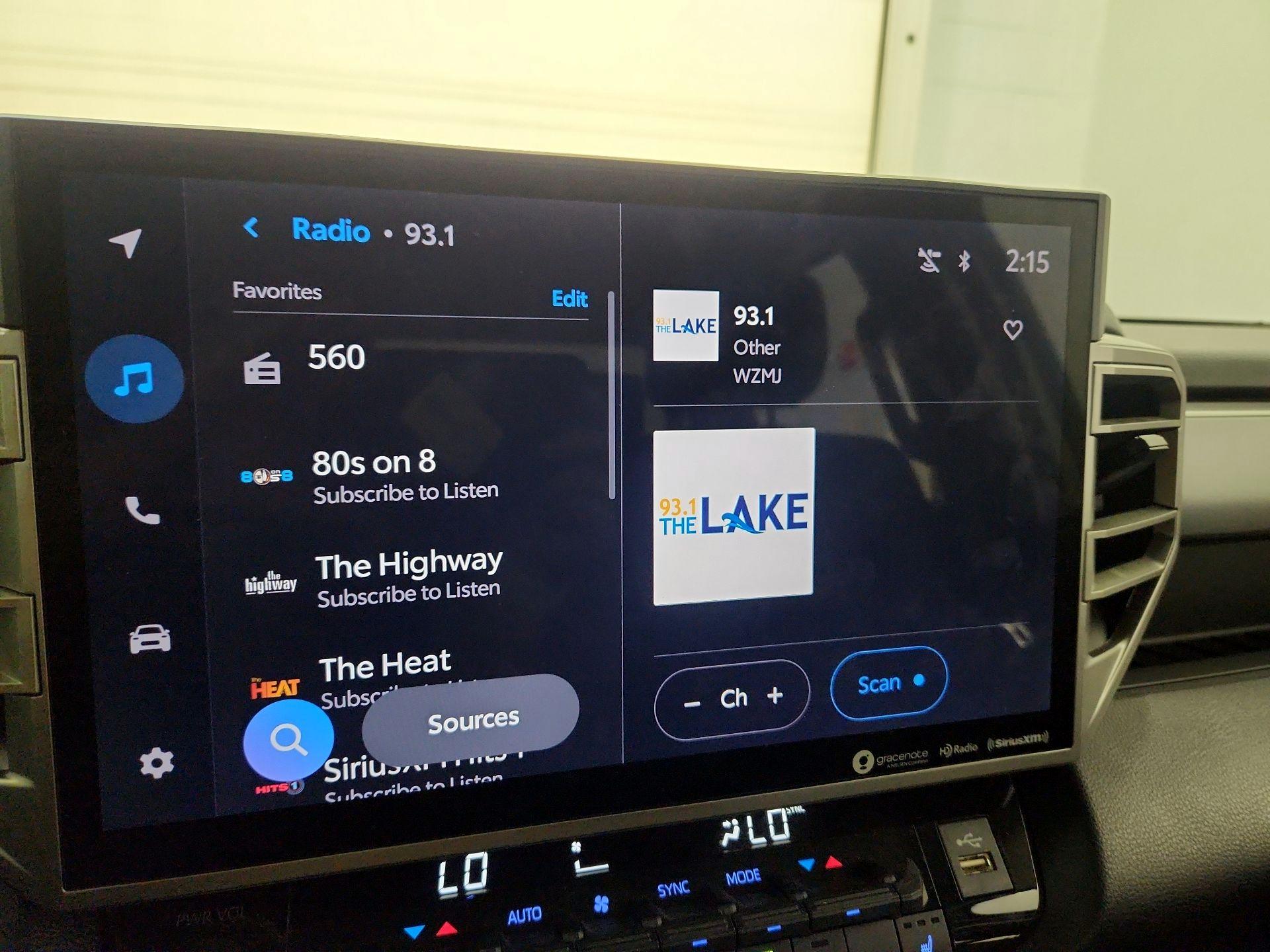 Thumbnail: 2022 Toyota Tundra - 16