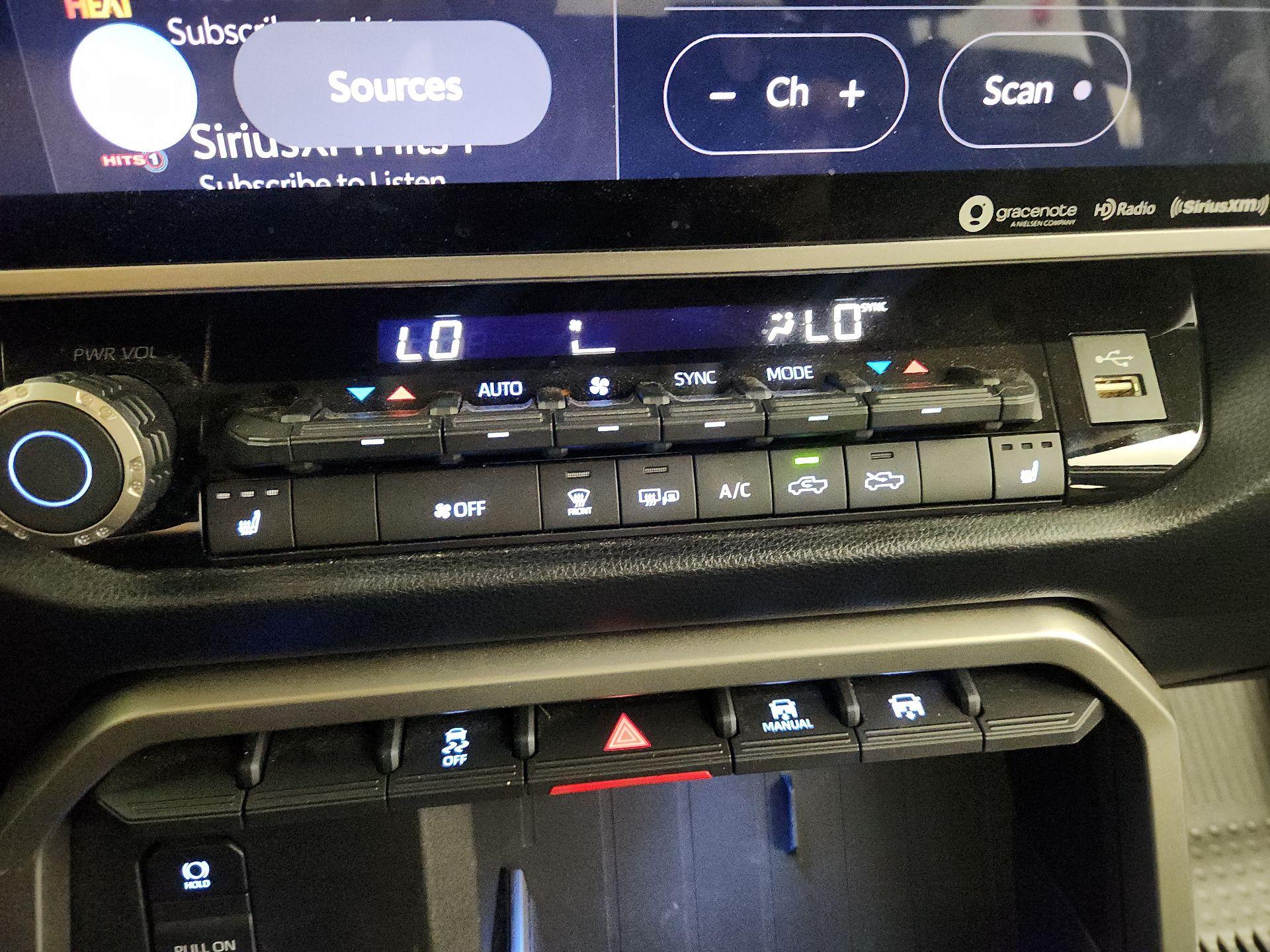 Thumbnail: 2022 Toyota Tundra - 17