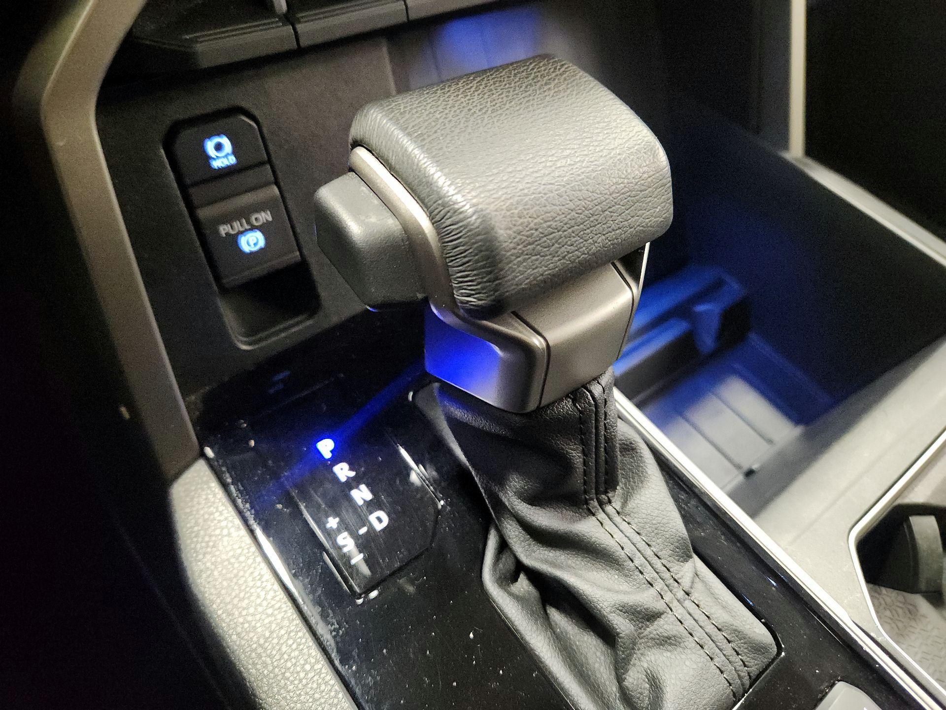 Thumbnail: 2022 Toyota Tundra - 18