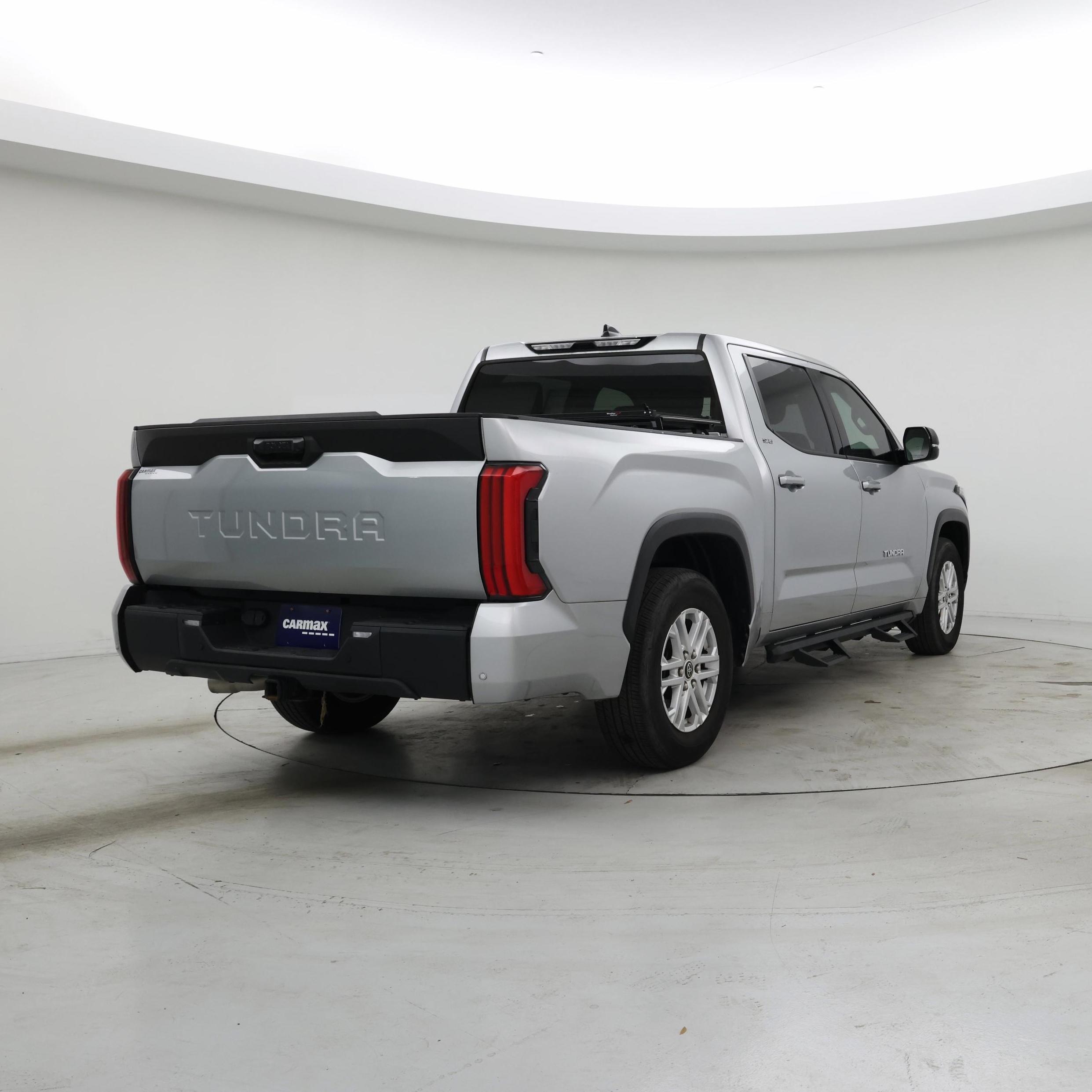 Thumbnail: 2022 Toyota Tundra - 8