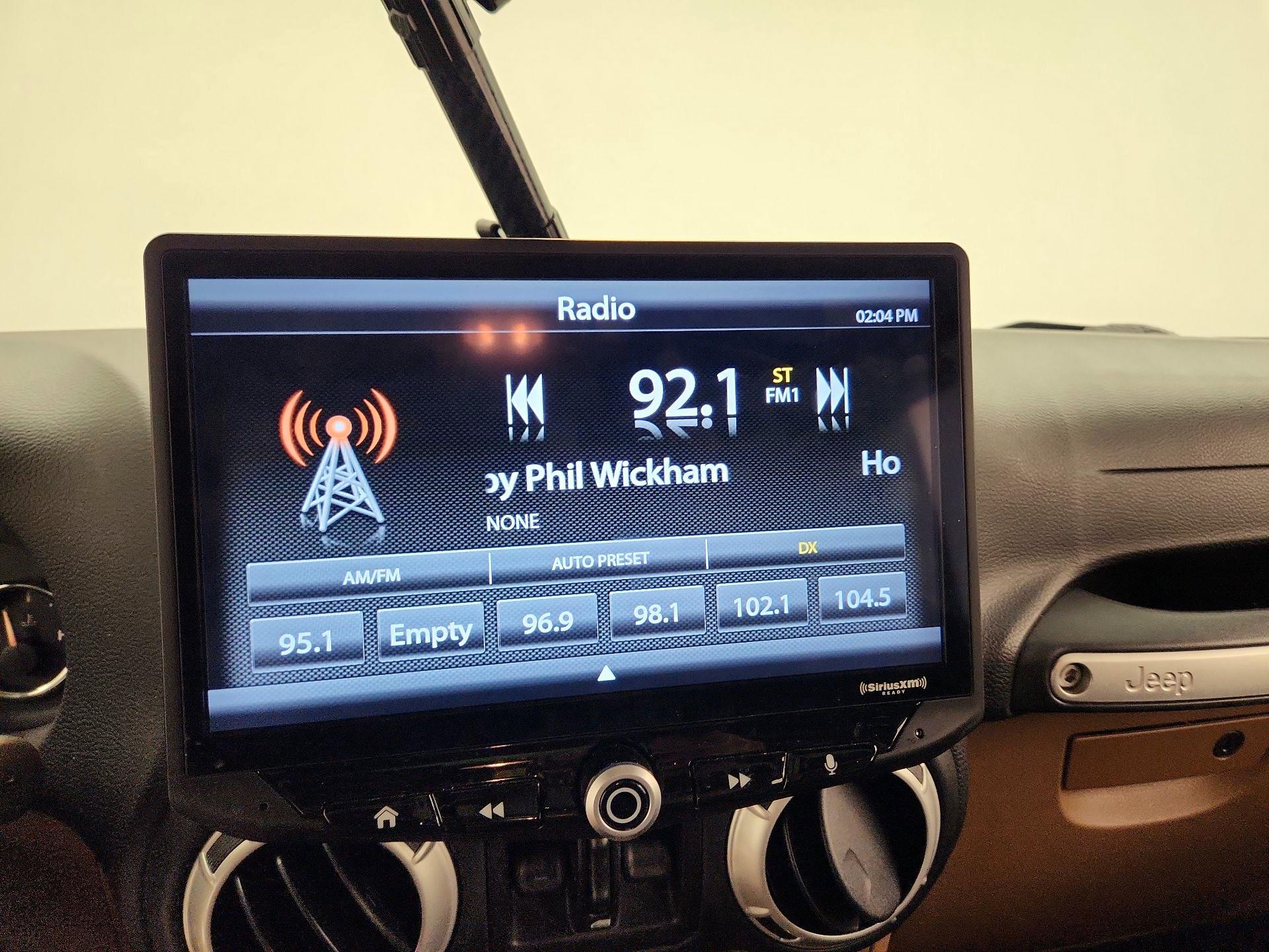 Thumbnail: 2016 Jeep Wrangler - 15