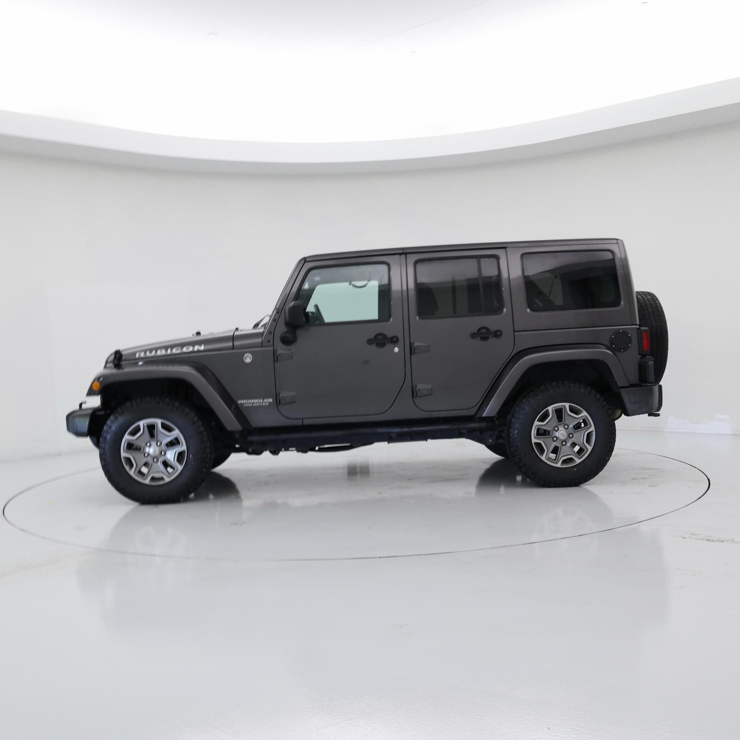 Thumbnail: 2016 Jeep Wrangler - 3
