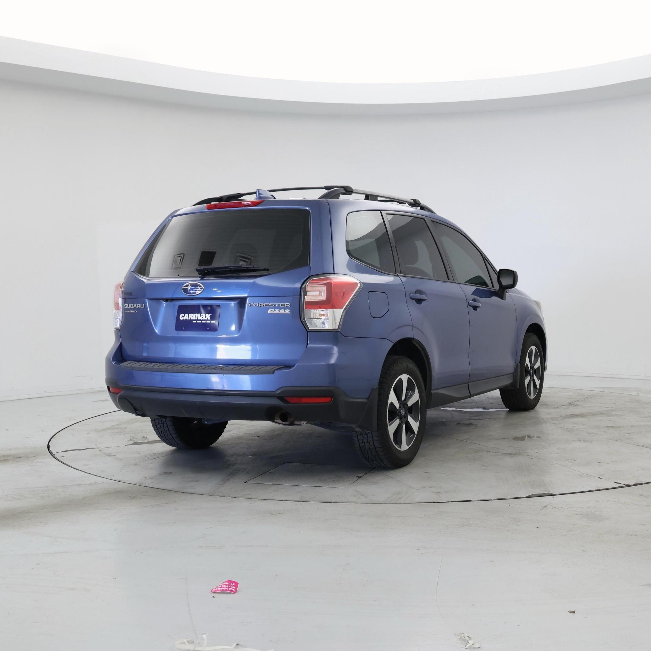 Thumbnail: 2017 Subaru Forester - 8