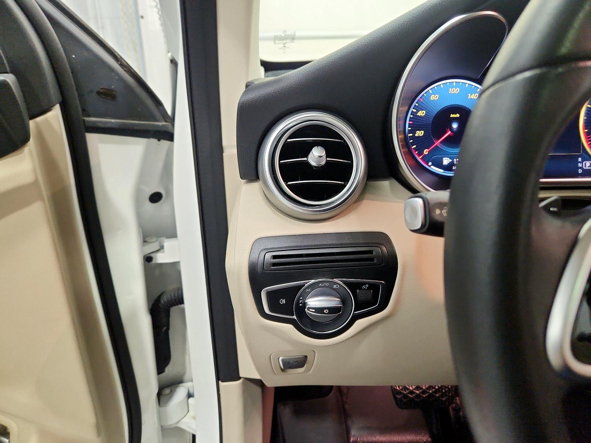 Thumbnail: 2021 Mercedes-Benz GLC - 13