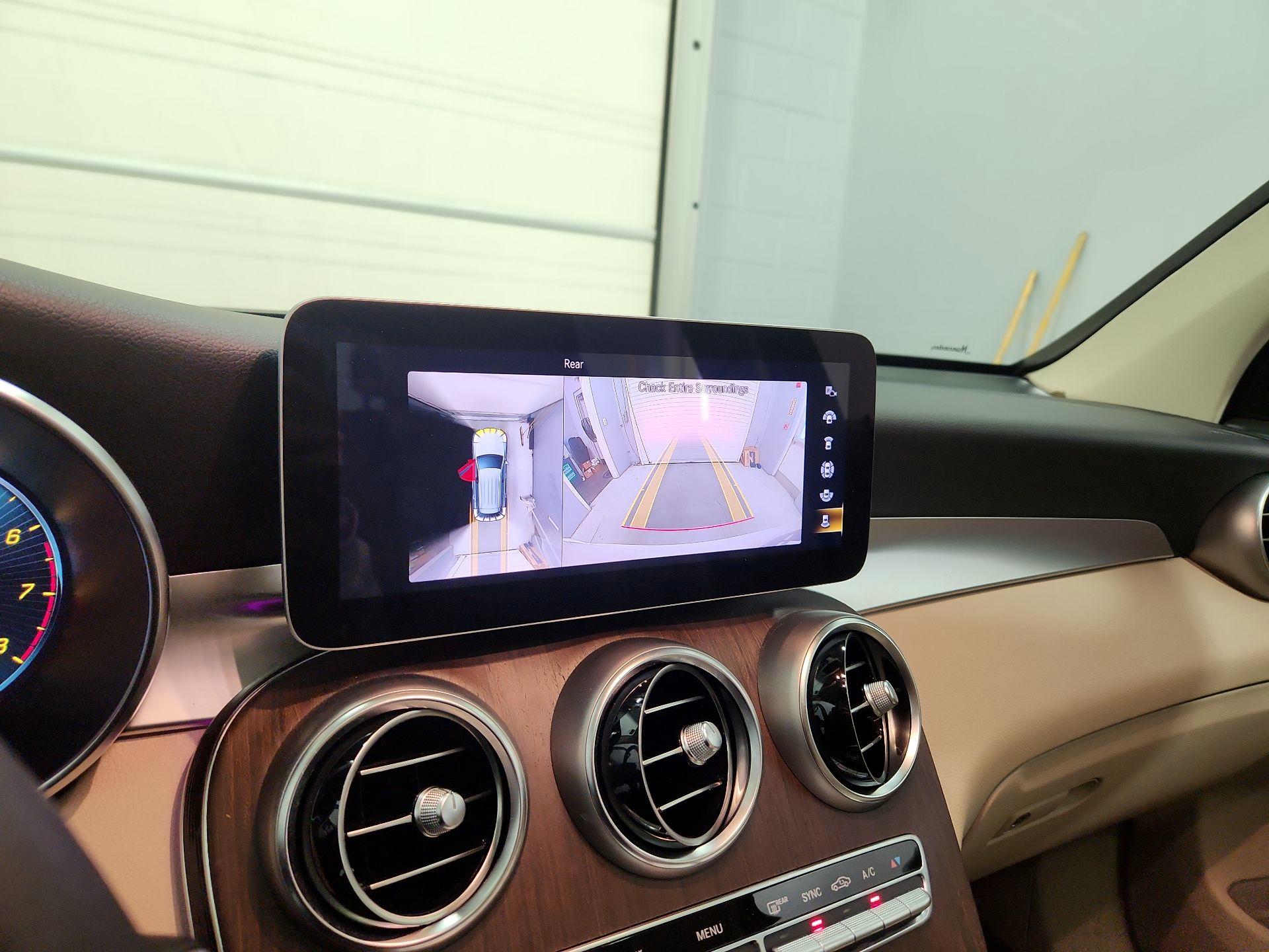 Thumbnail: 2021 Mercedes-Benz GLC - 14