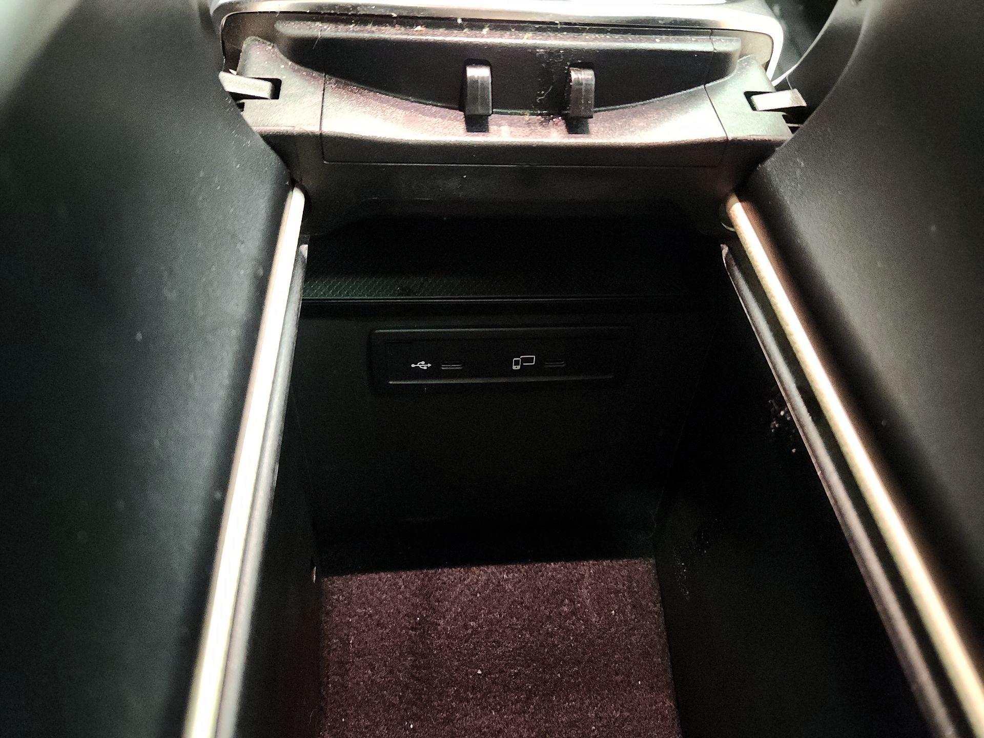 Thumbnail: 2021 Mercedes-Benz GLC - 18