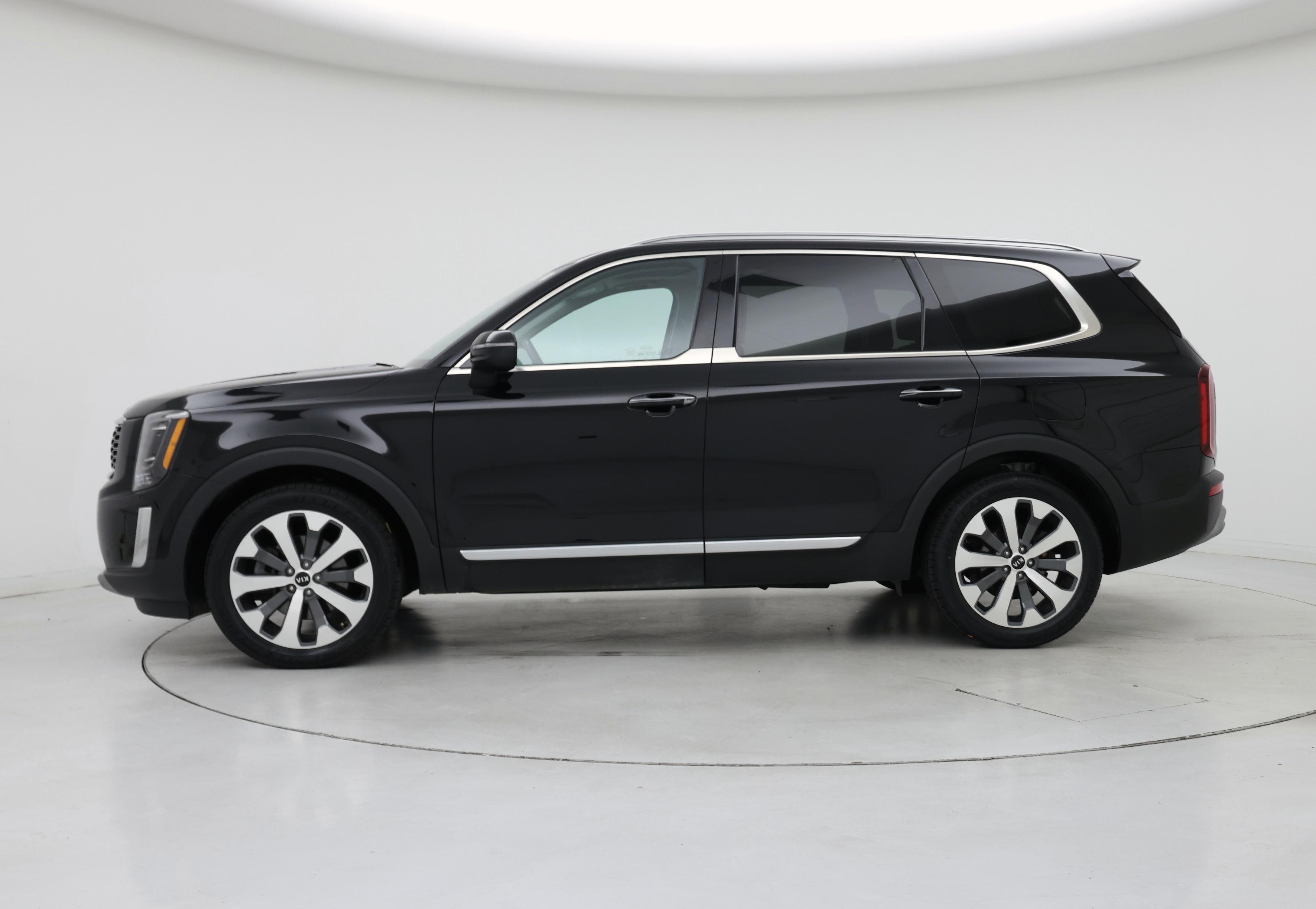 Thumbnail: 2020 Kia Telluride - 3