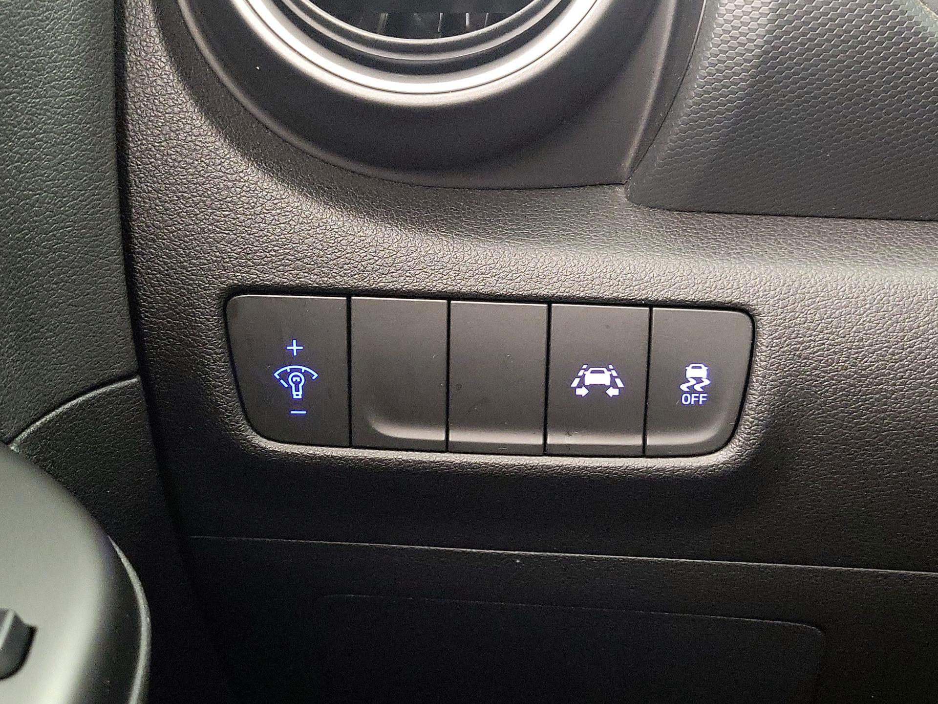 Thumbnail: 2020 Hyundai Kona - 13