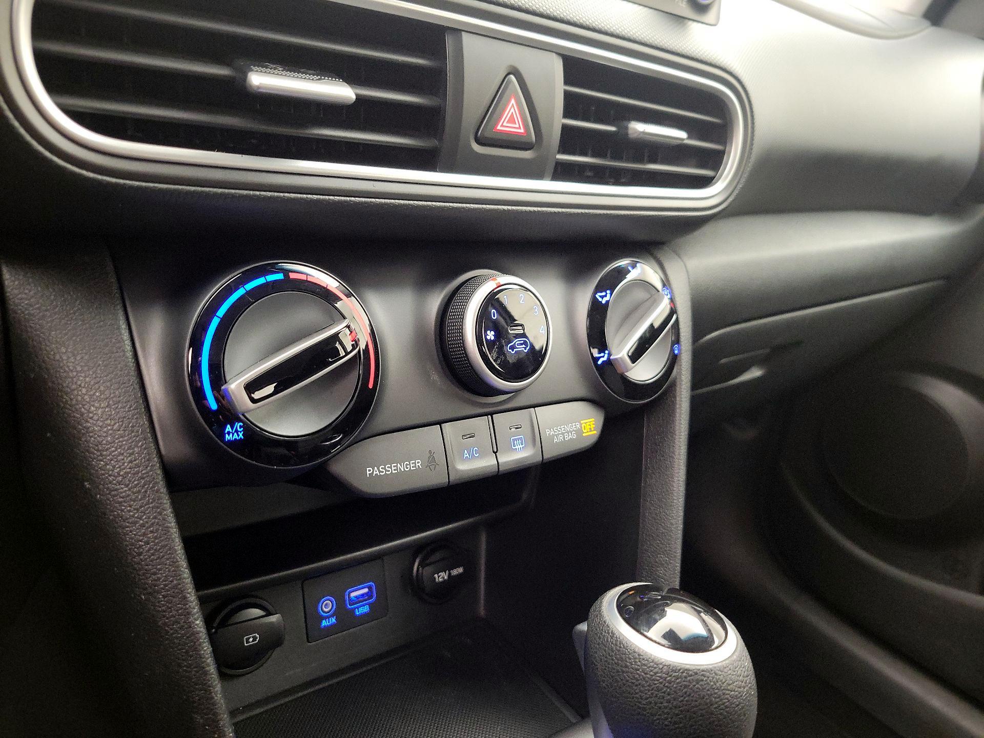 Thumbnail: 2020 Hyundai Kona - 16