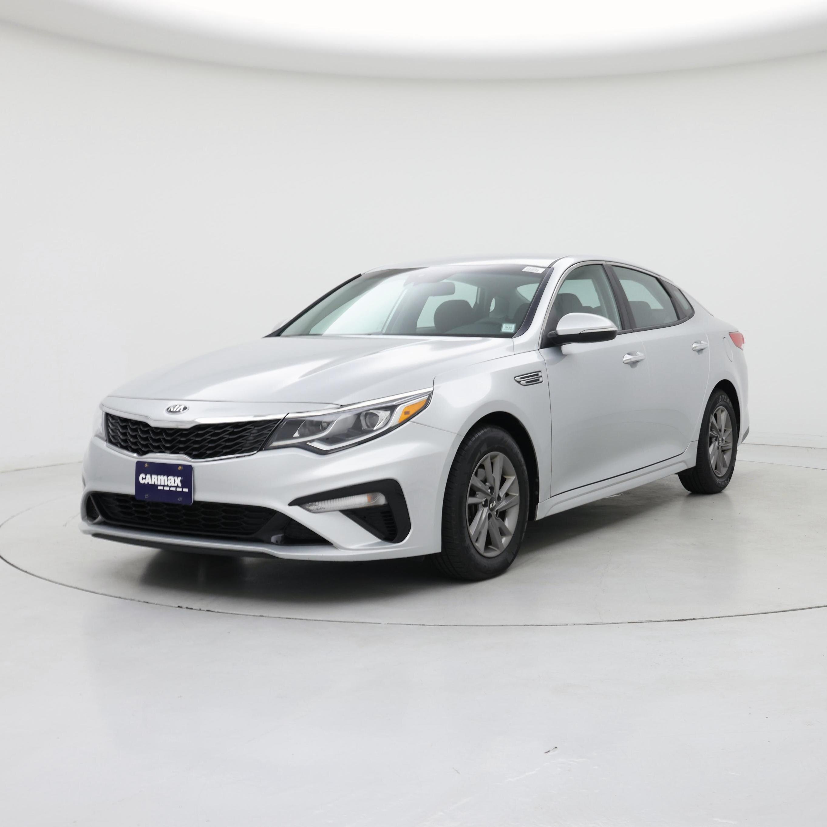 Thumbnail: 2020 Kia Optima - 4