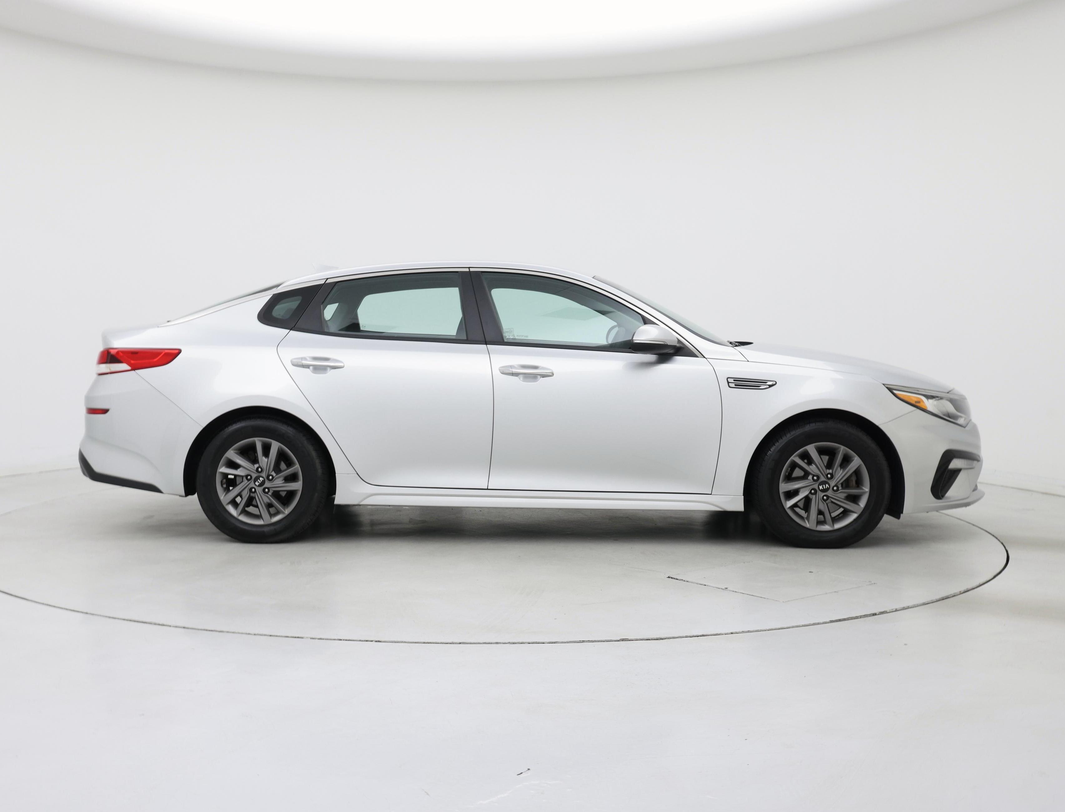 Thumbnail: 2020 Kia Optima - 7