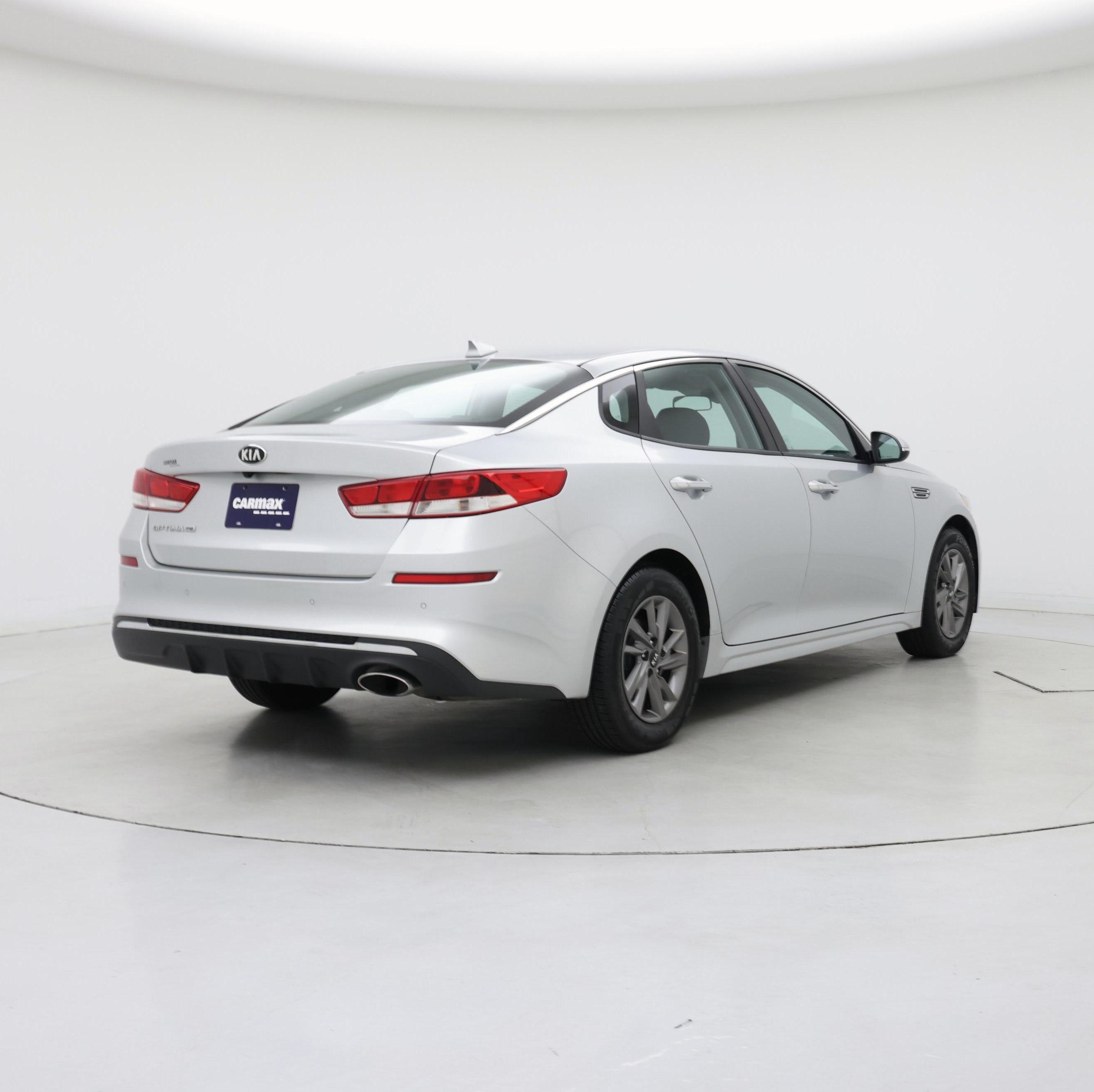 Thumbnail: 2020 Kia Optima - 8