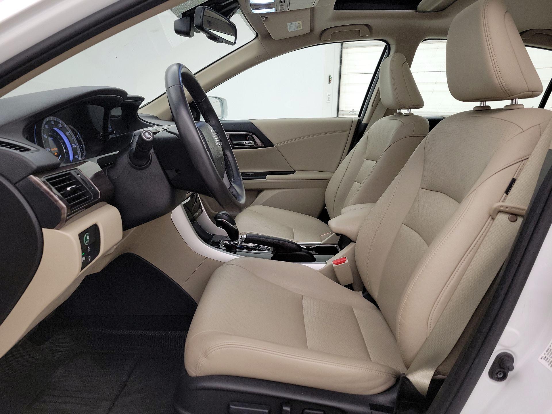 Thumbnail: 2017 Honda Accord - 11
