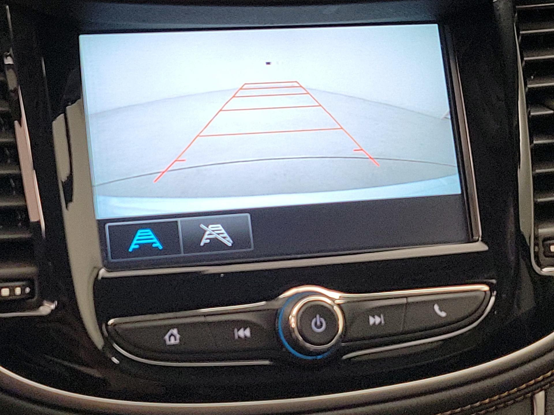 Thumbnail: 2017 Chevrolet Trax - 14