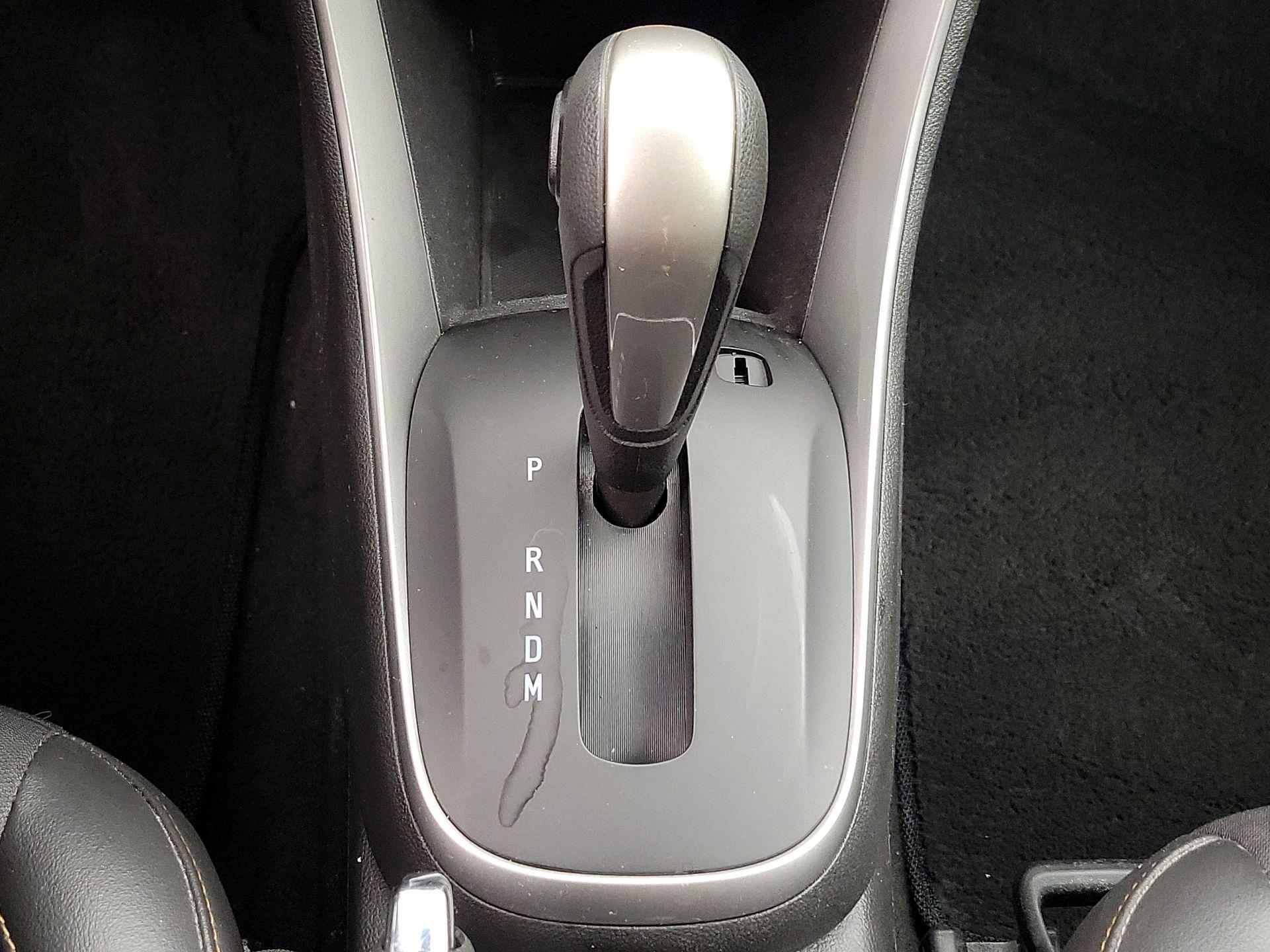 Thumbnail: 2017 Chevrolet Trax - 17