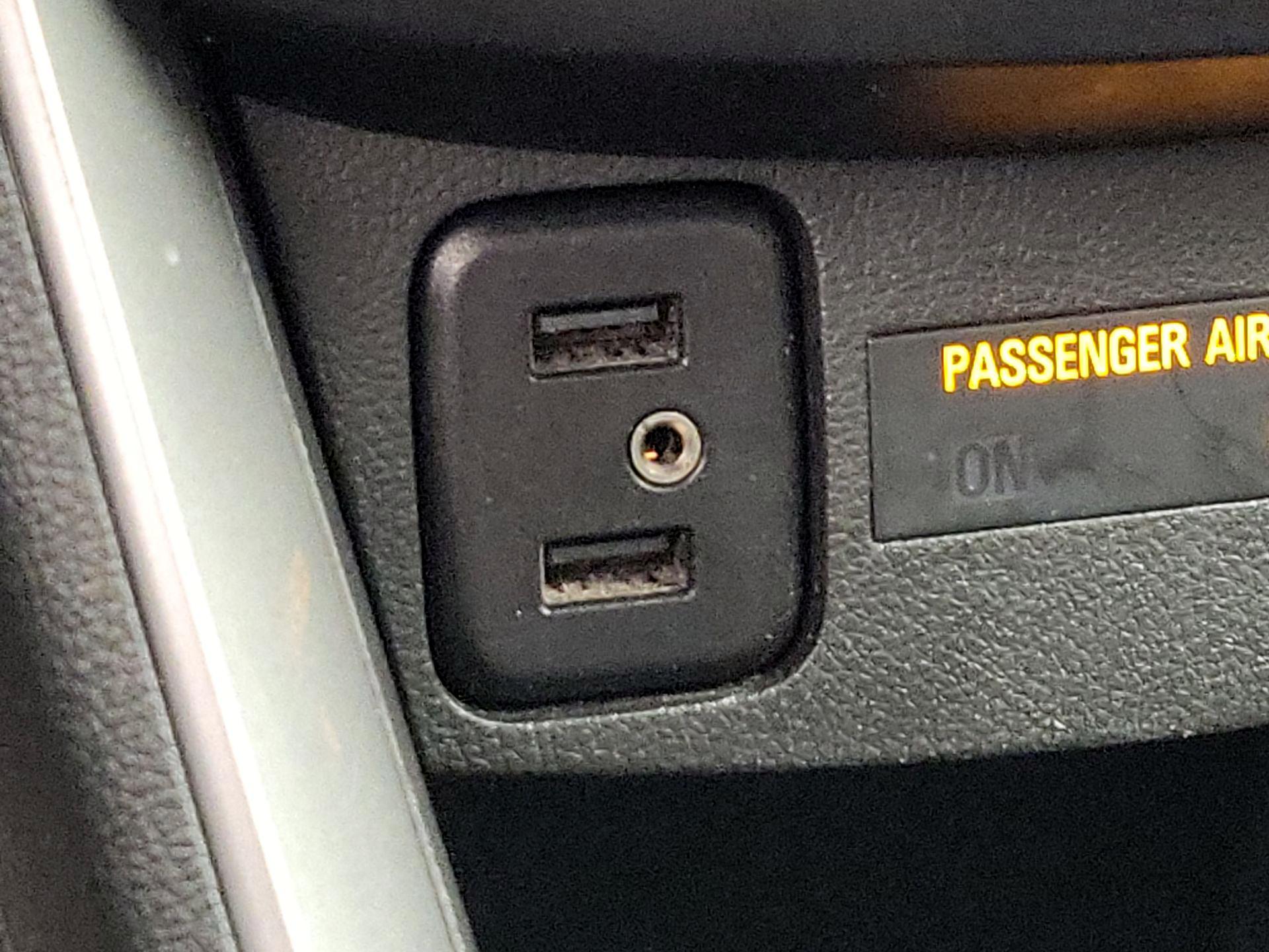 Thumbnail: 2017 Chevrolet Trax - 18