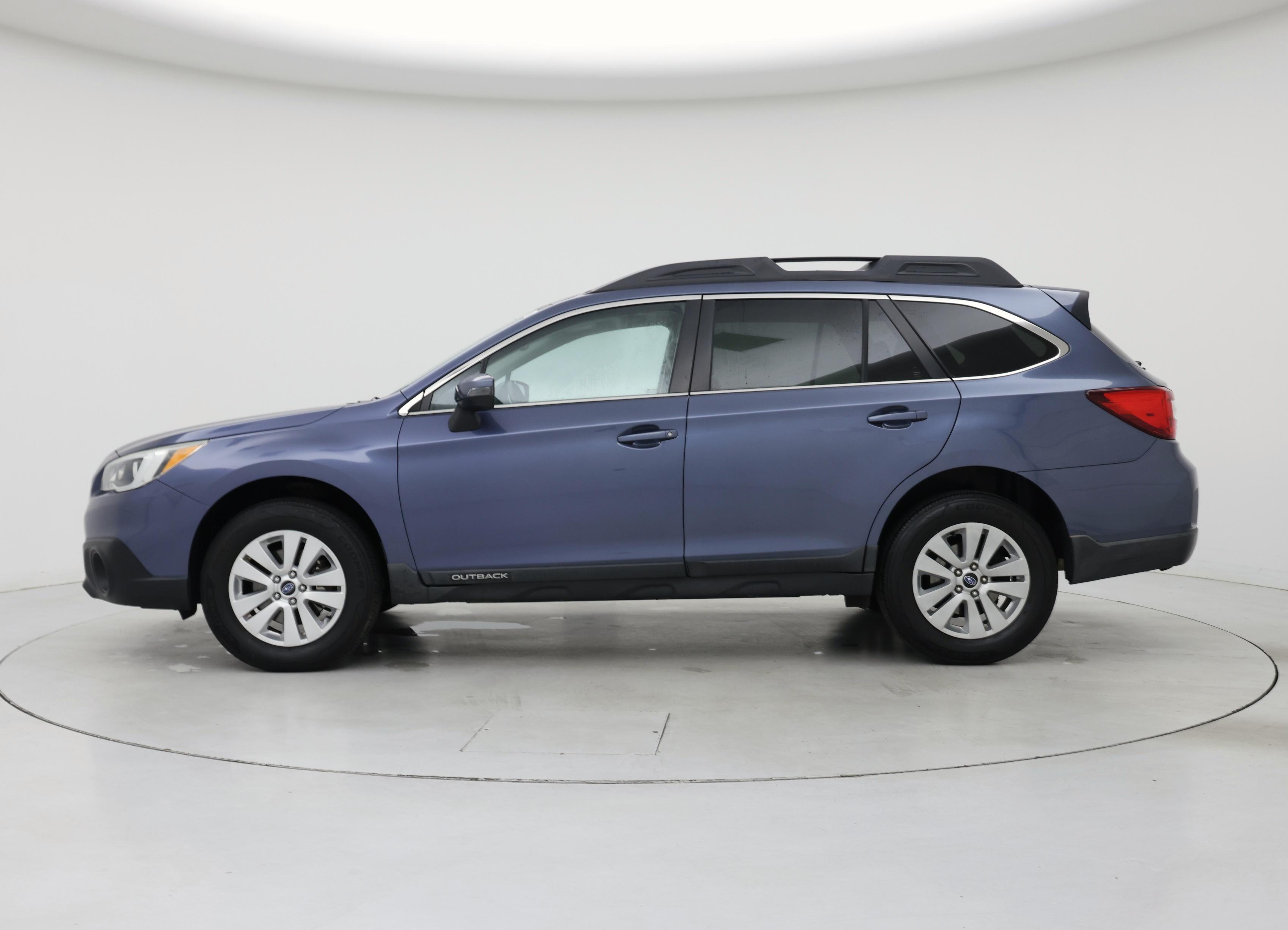 Thumbnail: 2016 Subaru Outback - 3