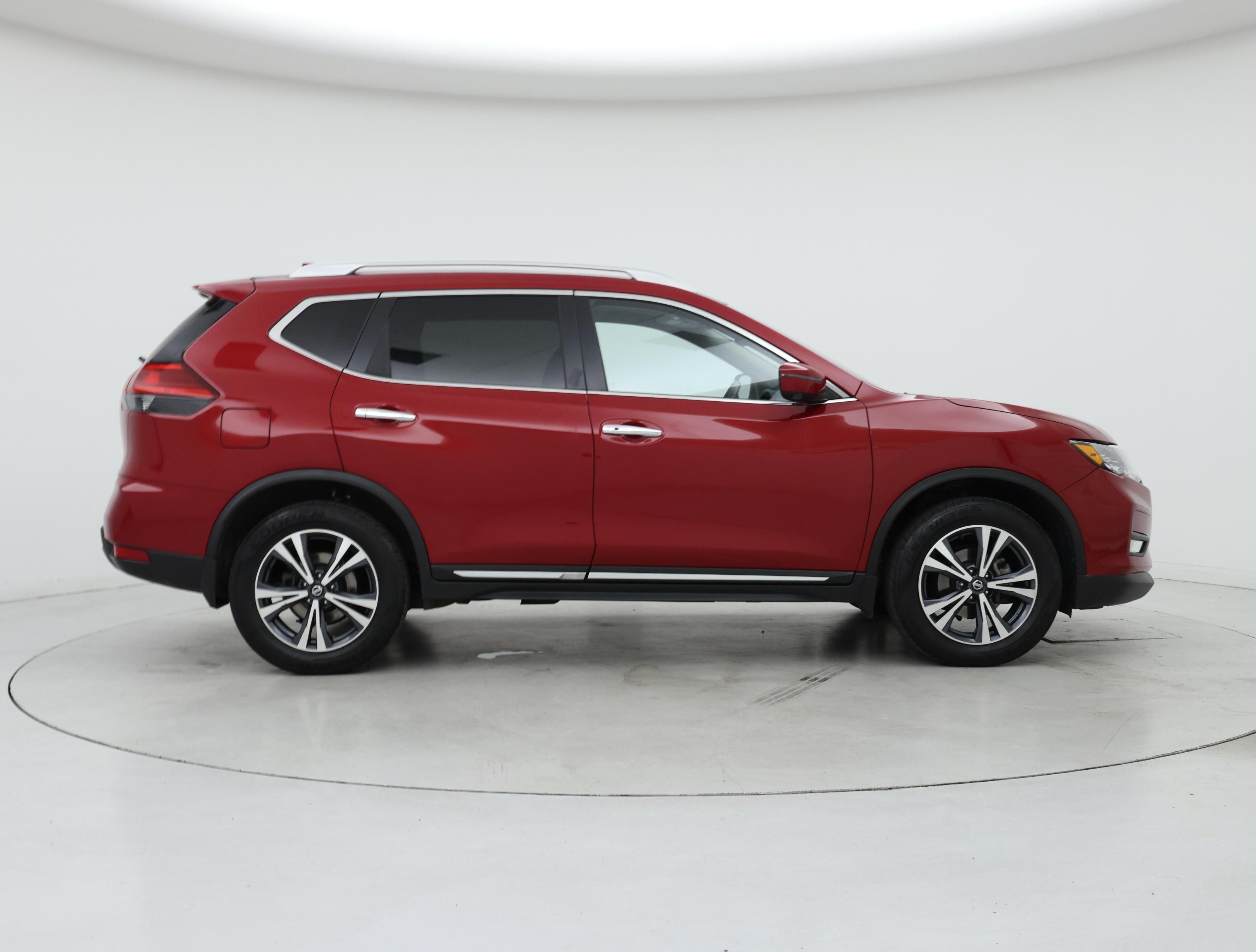 Thumbnail: 2017 Nissan Rogue - 7