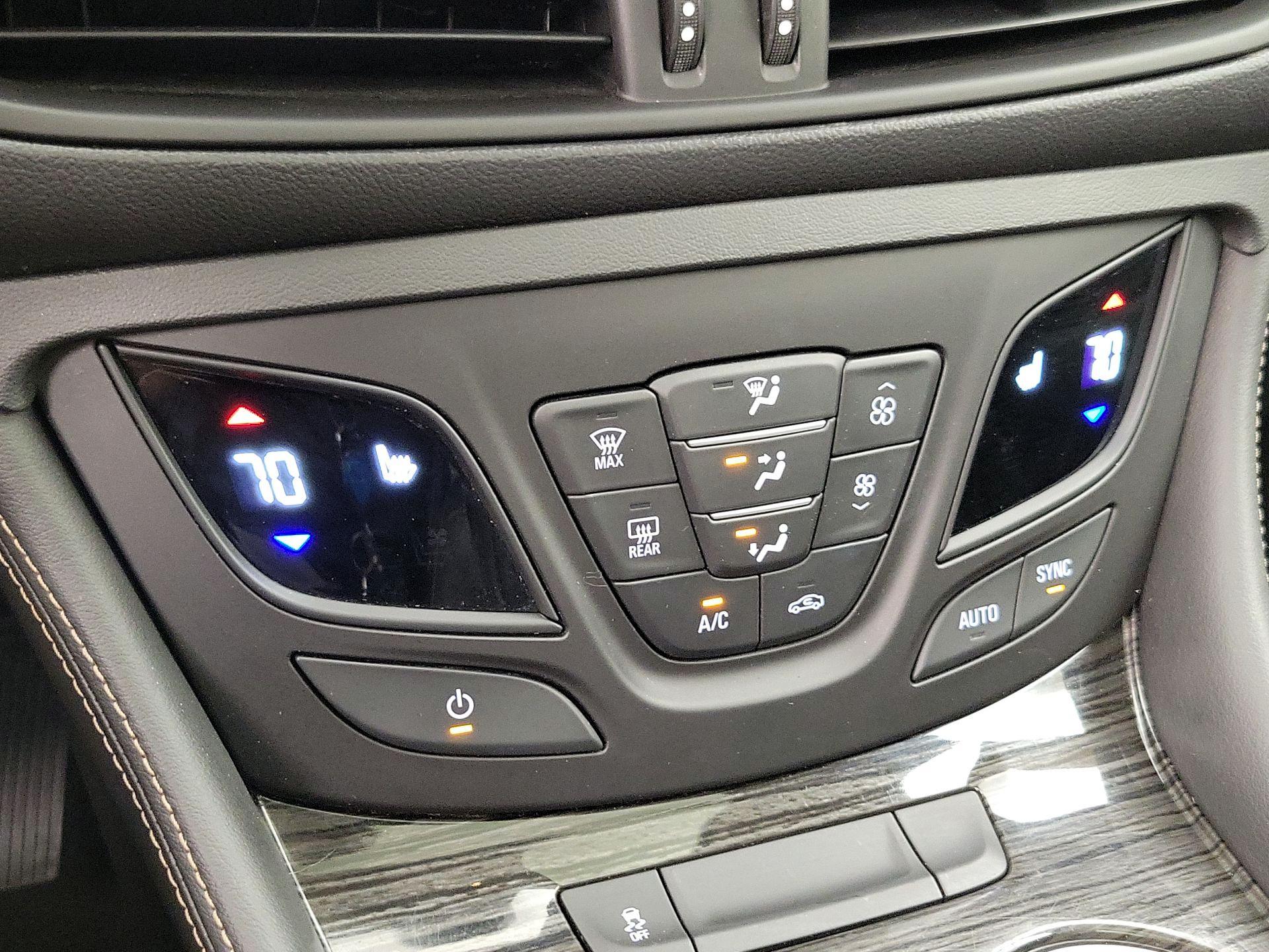 Thumbnail: 2018 Buick Envision - 17