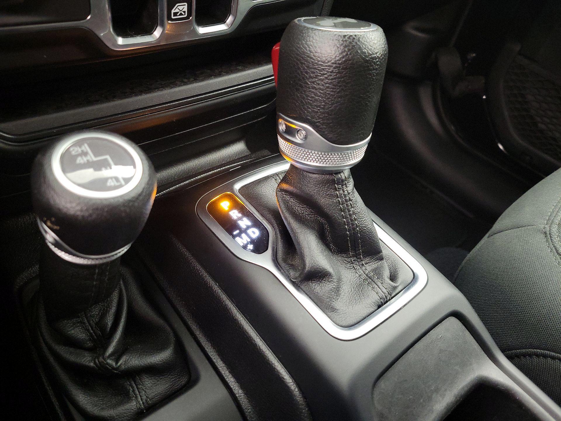 Thumbnail: 2020 Jeep Wrangler - 17