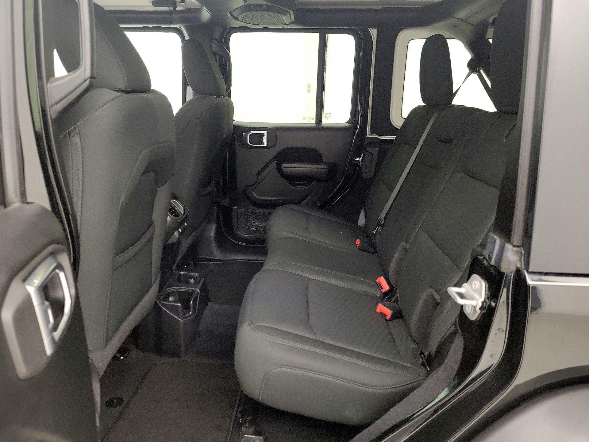 Thumbnail: 2020 Jeep Wrangler - 19