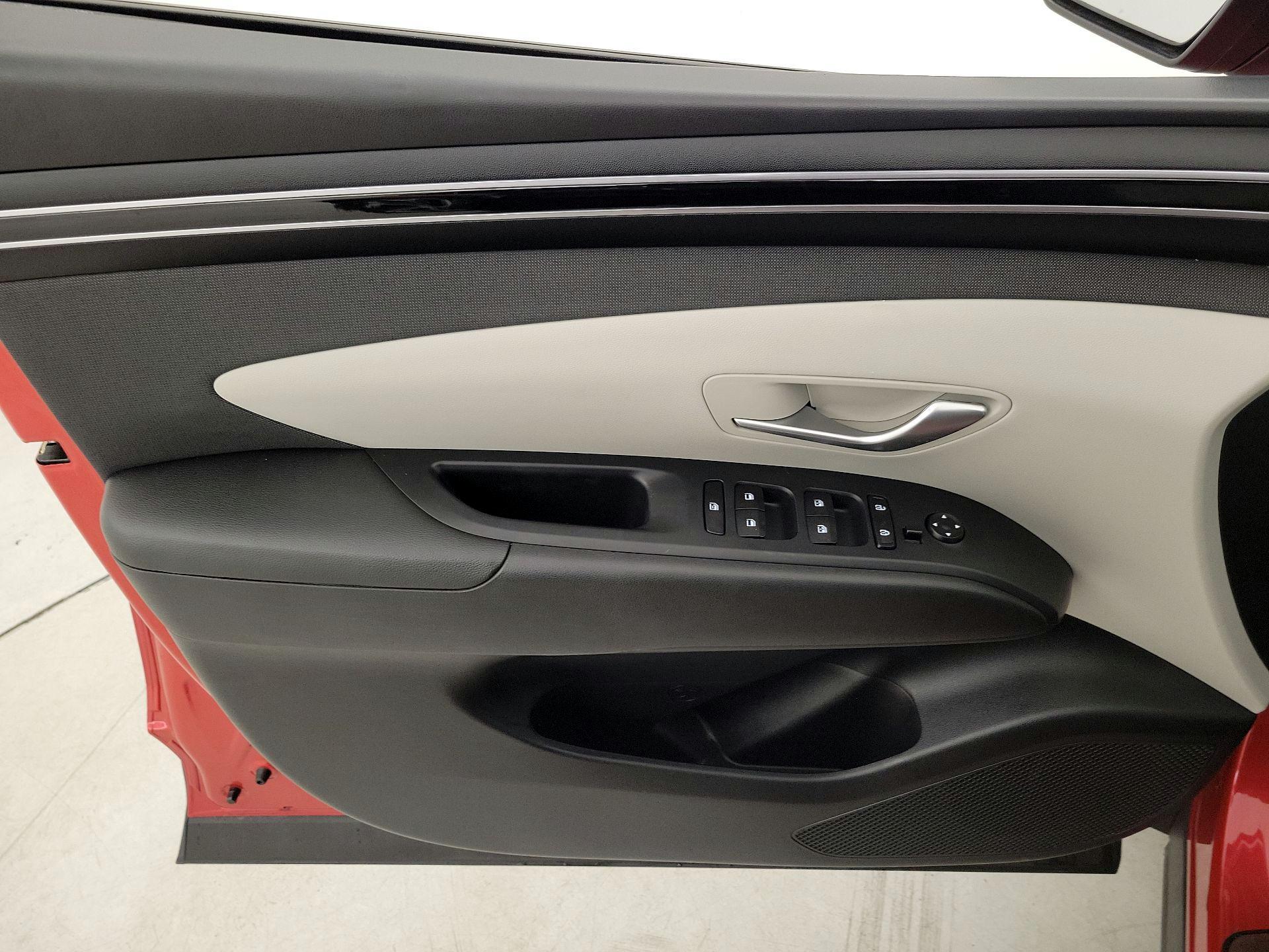 Thumbnail: 2023 Hyundai Tucson - 12