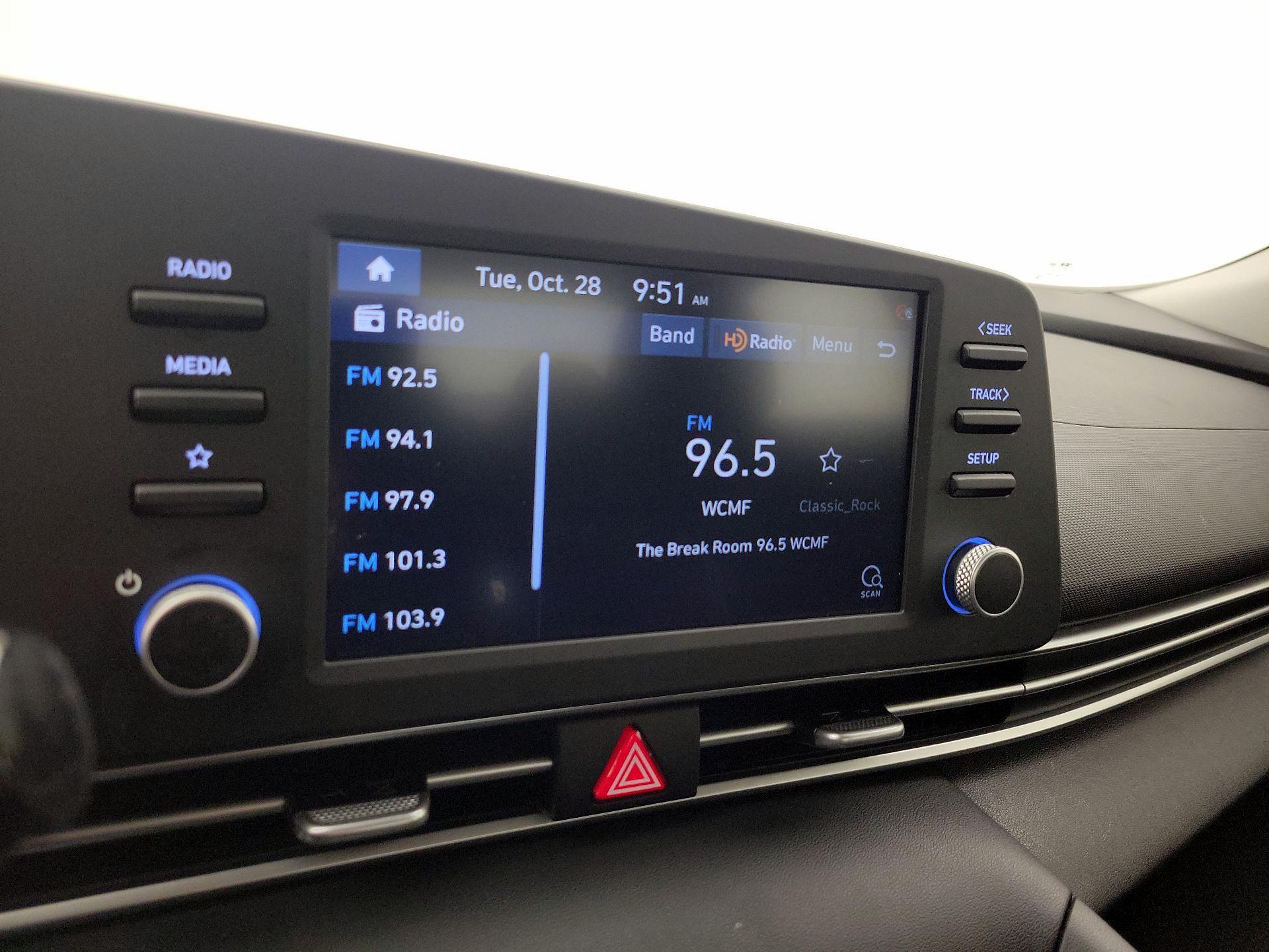 Thumbnail: 2021 Hyundai Elantra - 15