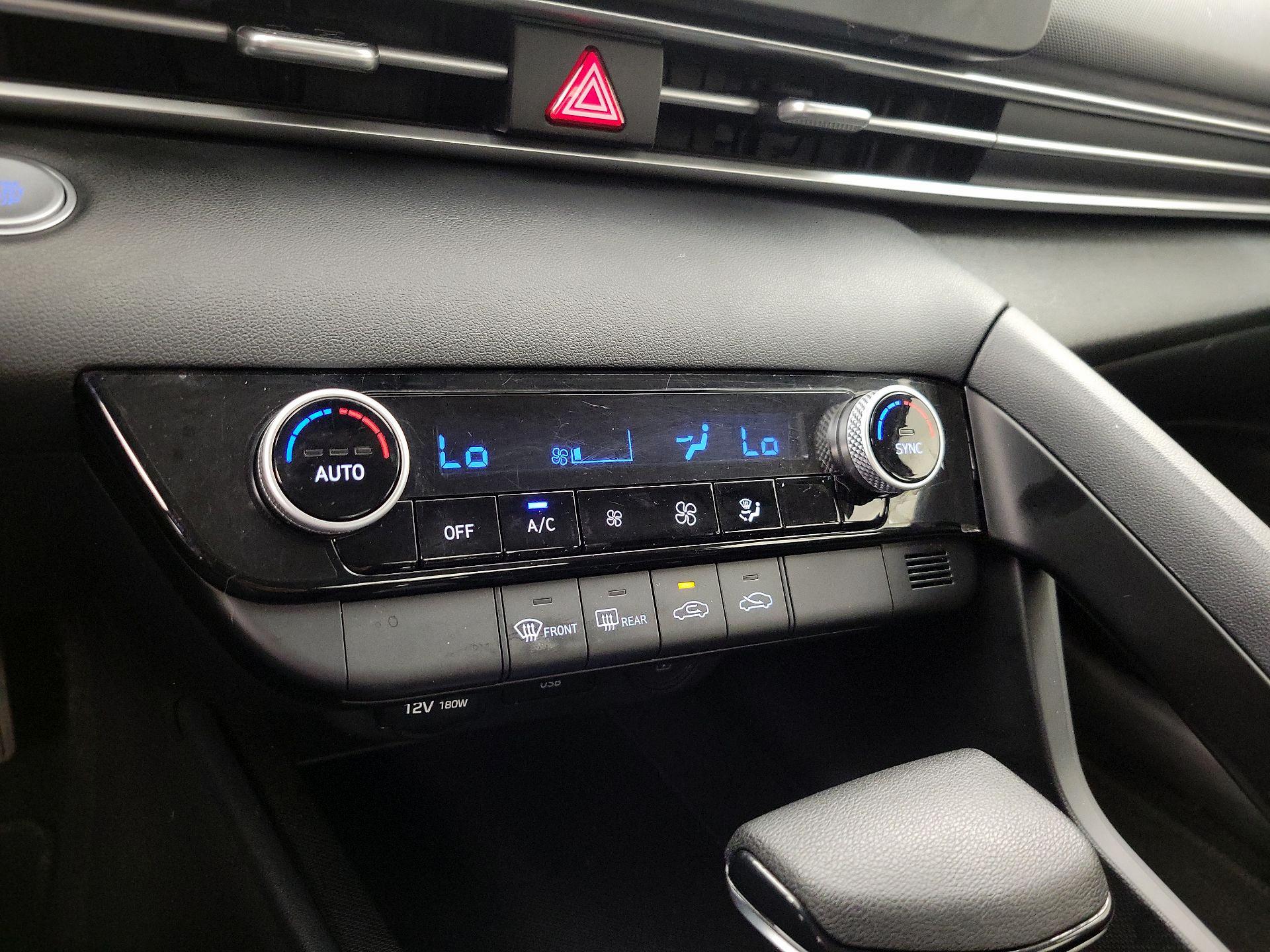 Thumbnail: 2021 Hyundai Elantra - 16