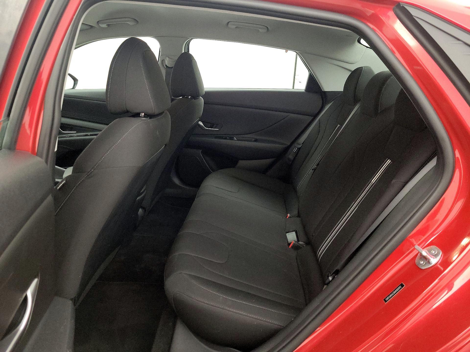 Thumbnail: 2021 Hyundai Elantra - 19