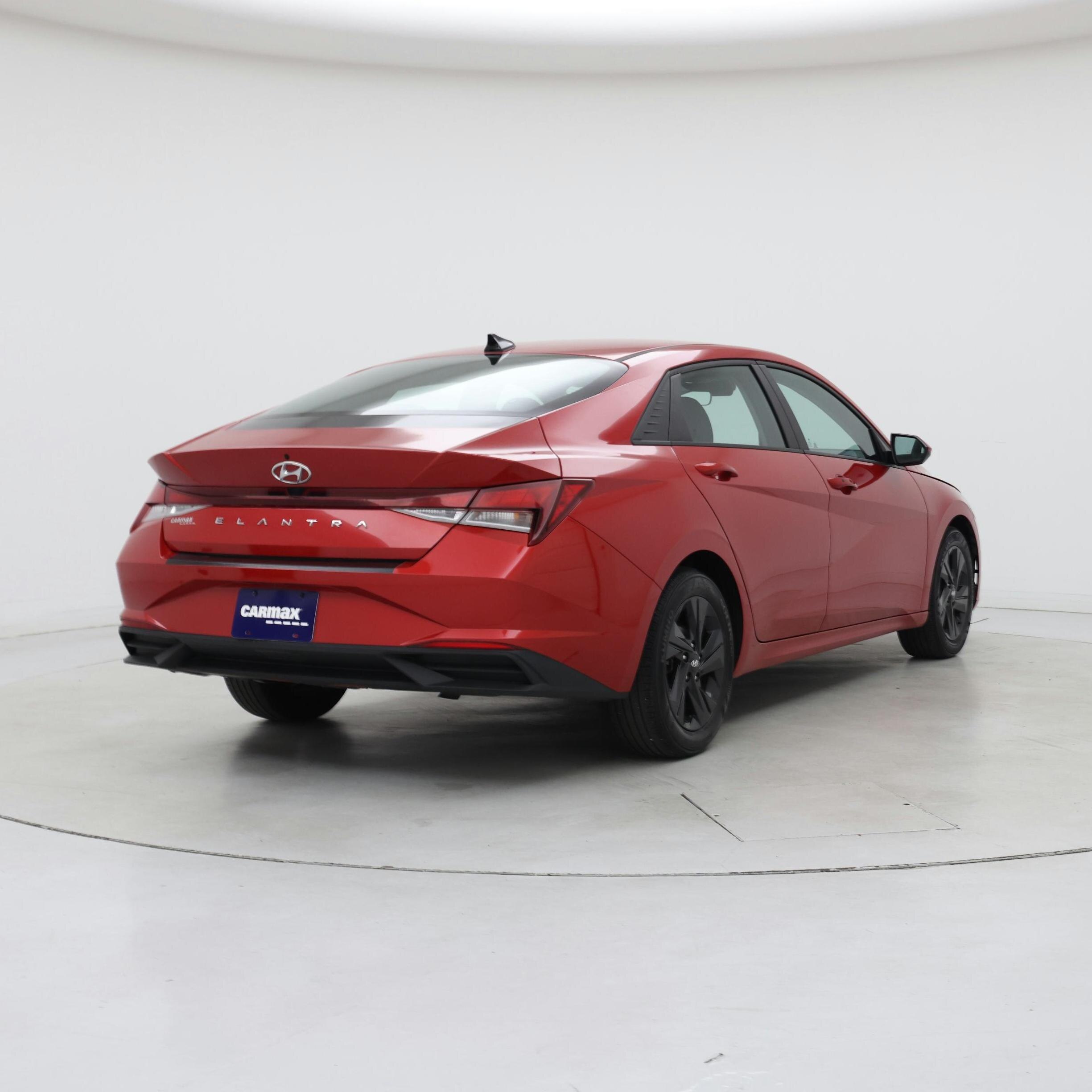 Thumbnail: 2021 Hyundai Elantra - 8