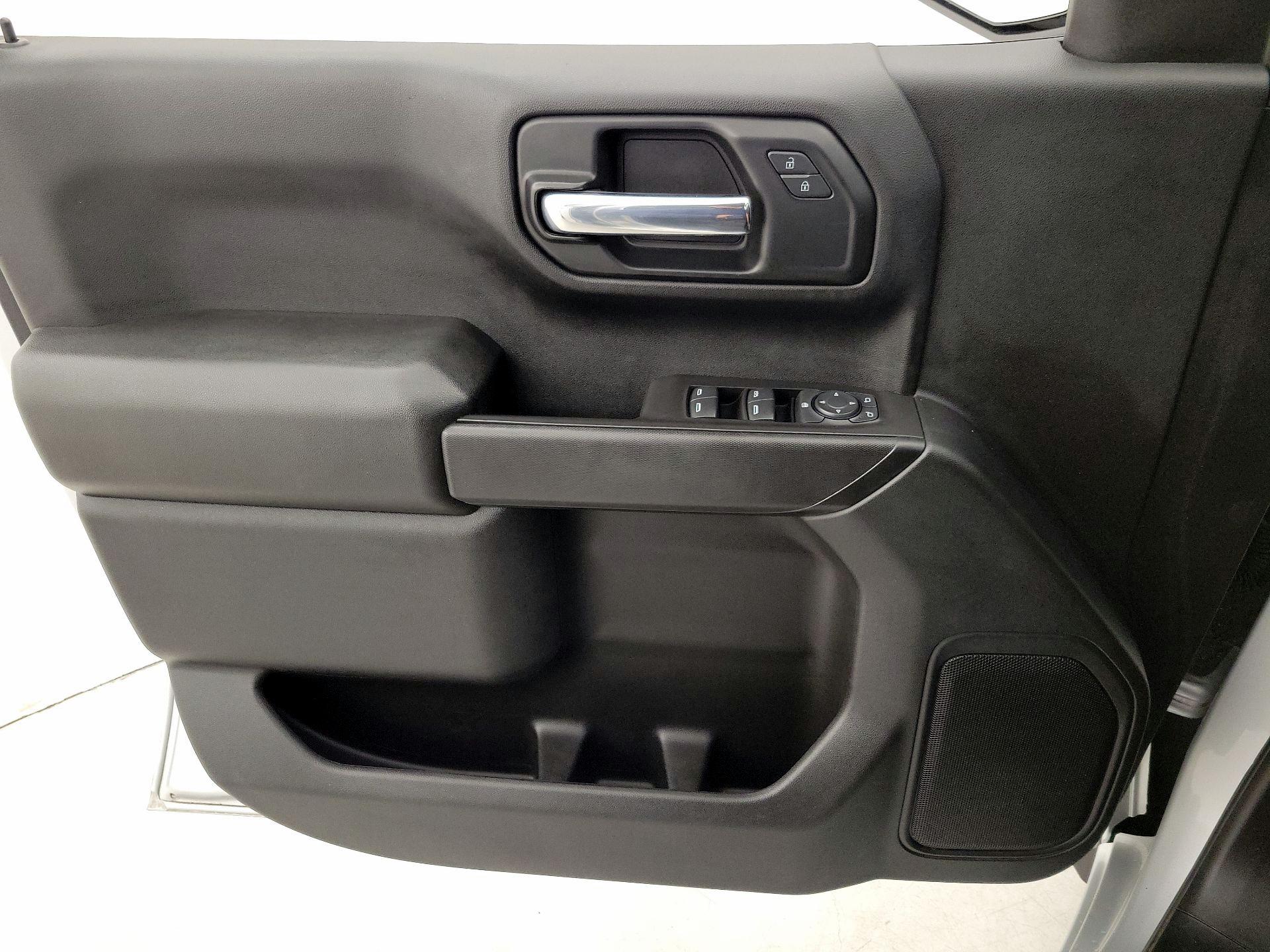 Thumbnail: 2020 Chevrolet Silverado 1500 - 12