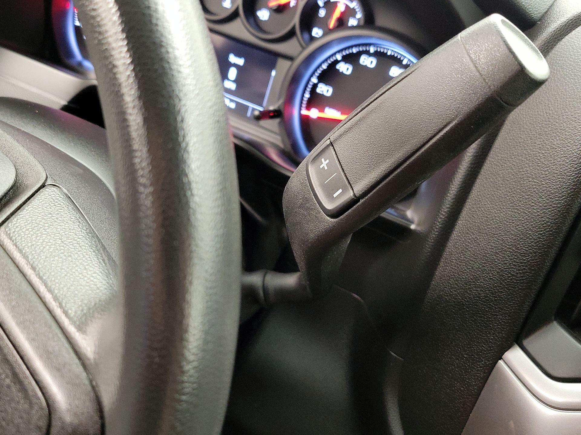 Thumbnail: 2020 Chevrolet Silverado 1500 - 17