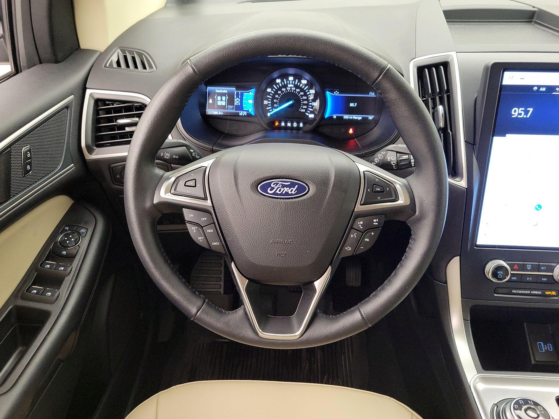 Thumbnail: 2023 Ford Edge - 10