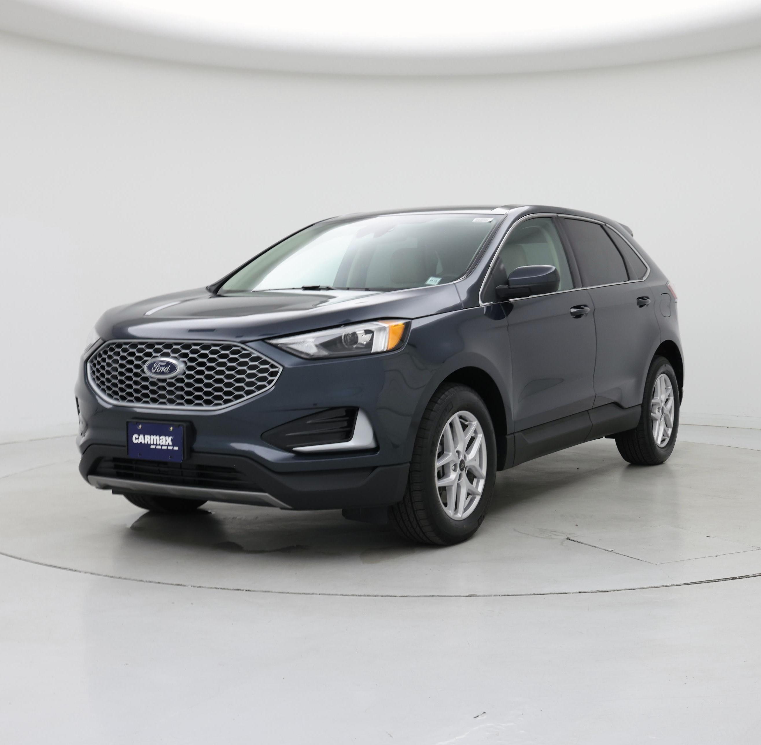 Thumbnail: 2023 Ford Edge - 4