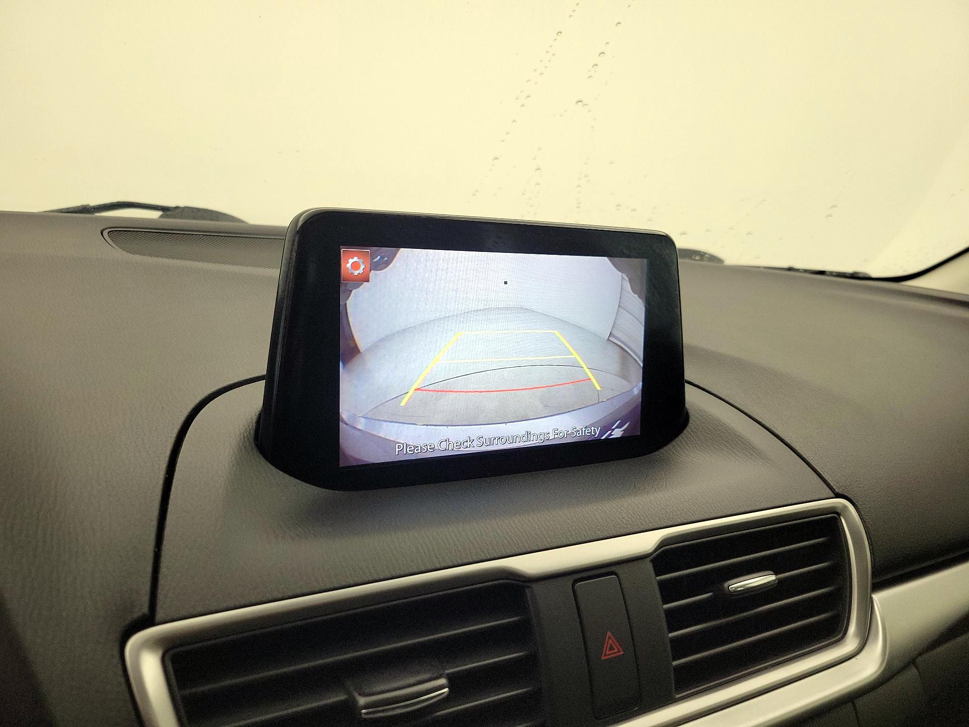 Thumbnail: 2017 Mazda Mazda3 - 14