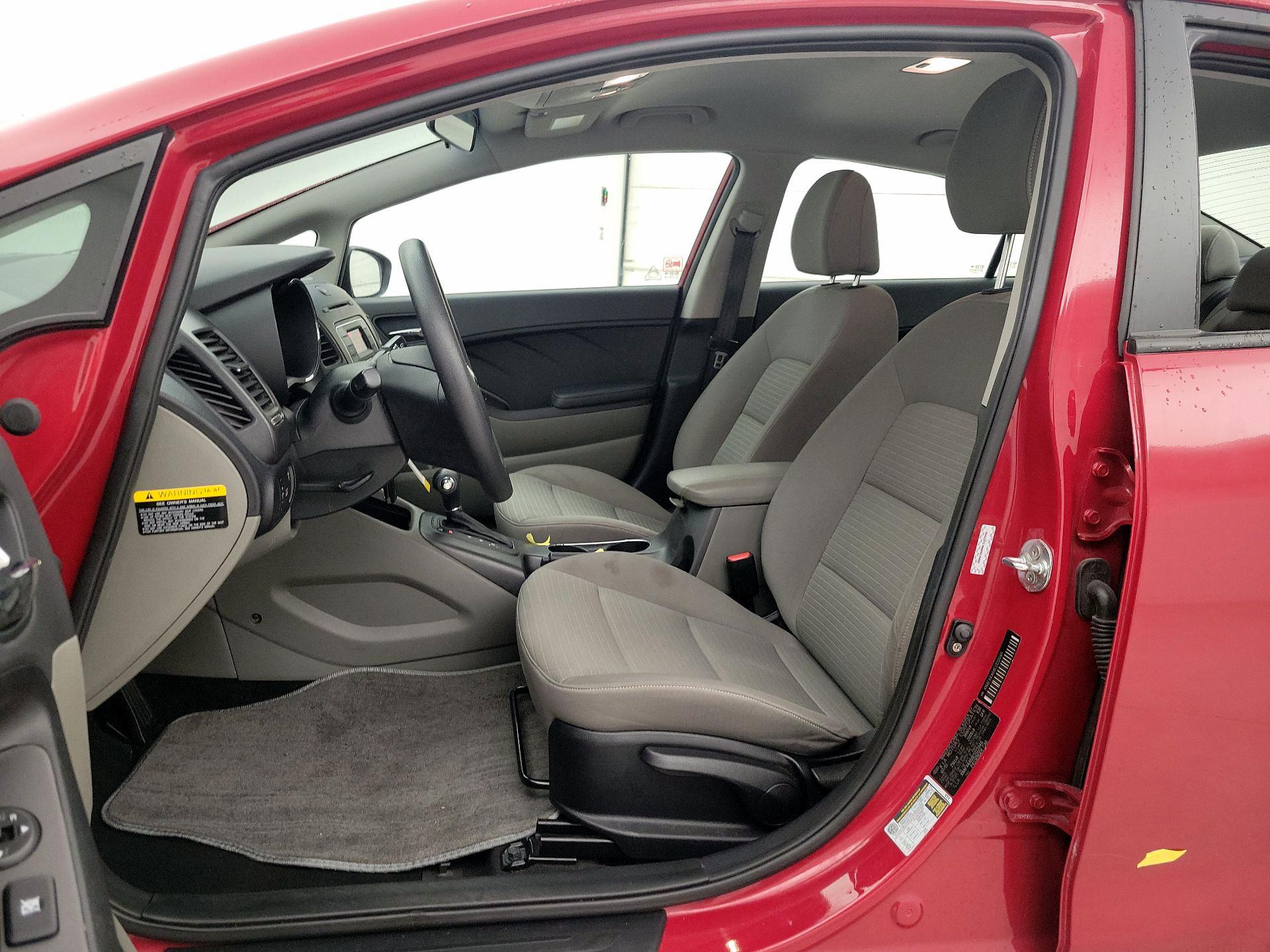 Thumbnail: 2014 Kia Forte - 11