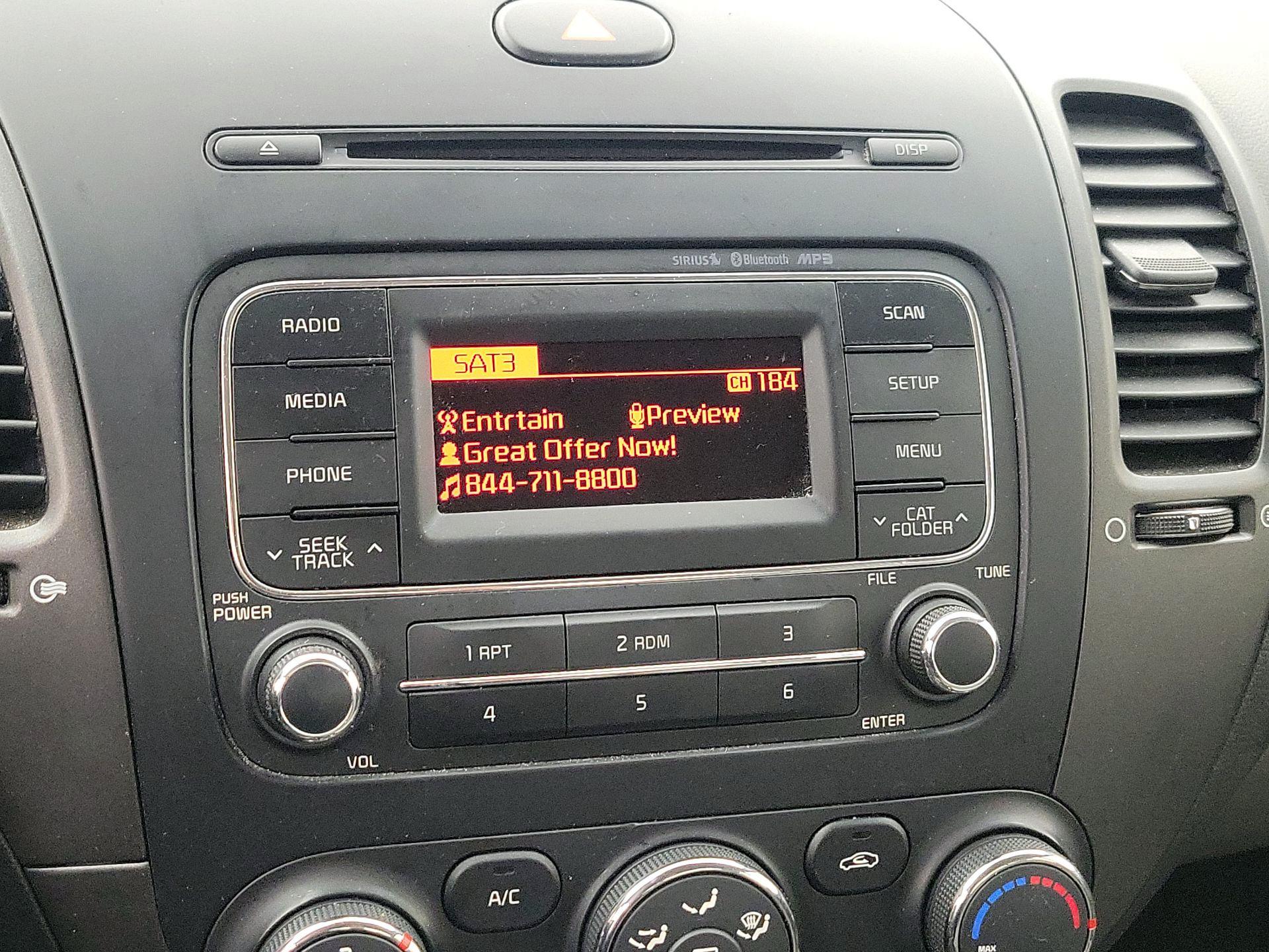 Thumbnail: 2014 Kia Forte - 14