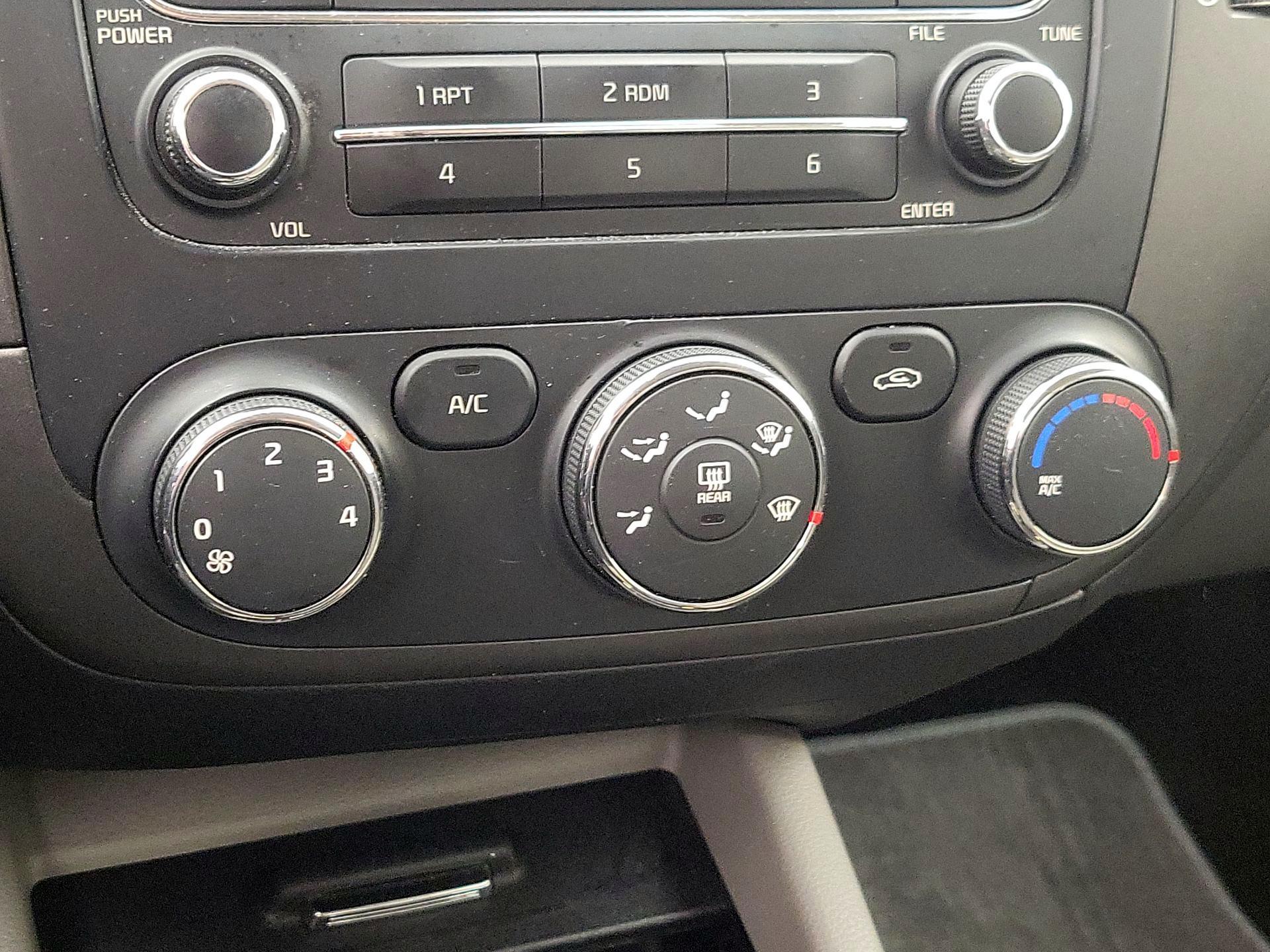 Thumbnail: 2014 Kia Forte - 15